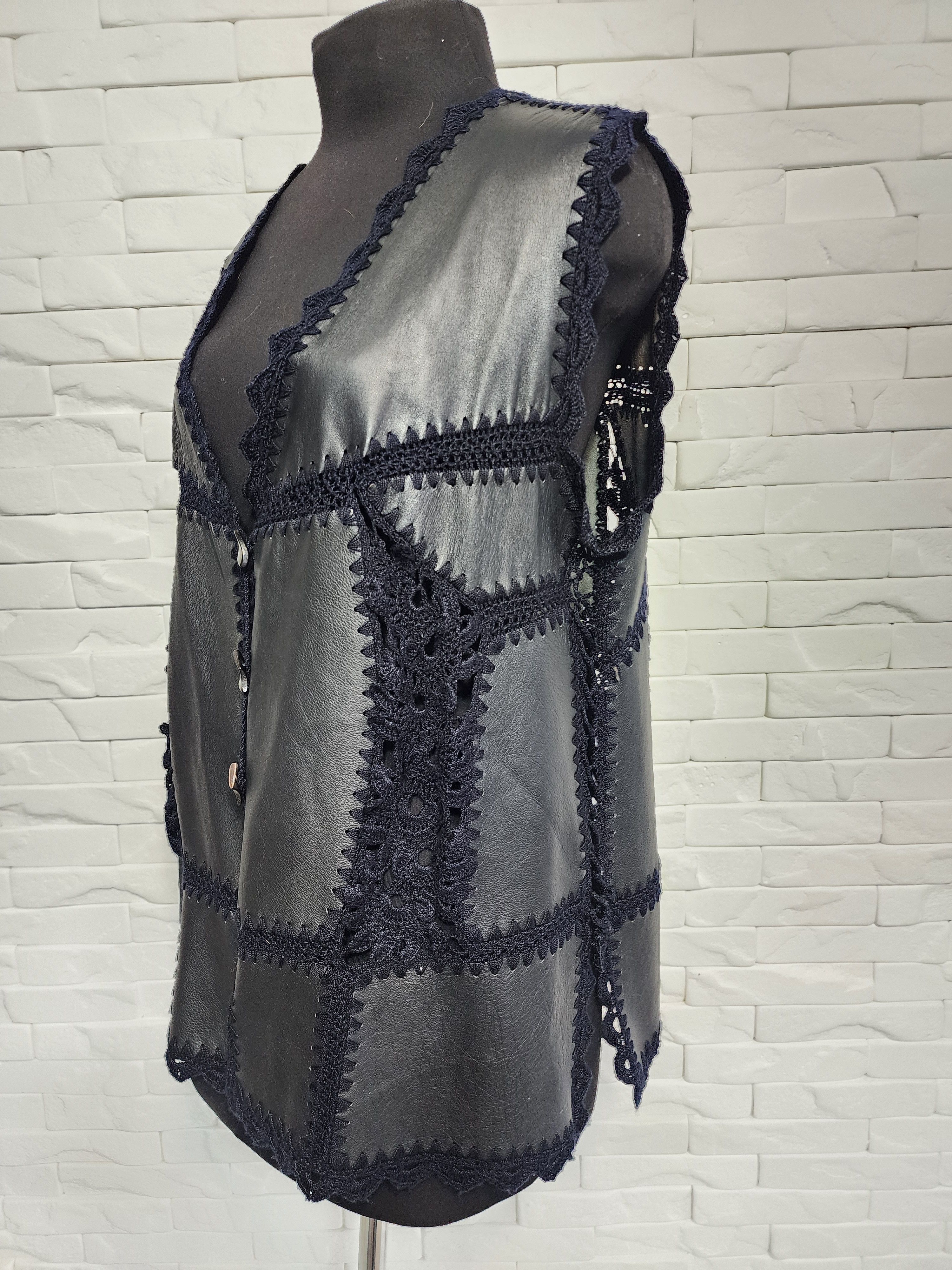 Handmade Black Leather Vest: Button-Up Lightweight Women's Vest Size XL / US 12-14 / IT 48-50 - 3 Thumbnail