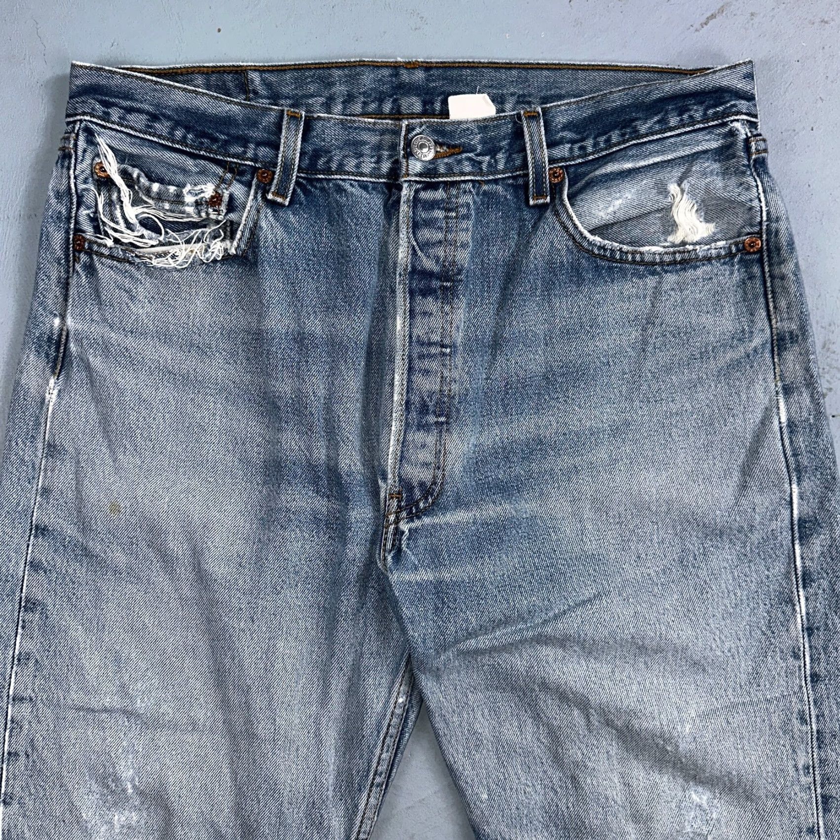 Levi's Levi's 501 Jeans Vintage 90s Straight Blue Light Wash 36x34 Regular Mens jeans Y2K Comfort 501 Series Size US 36 / EU 52 - 2 Thumbnail