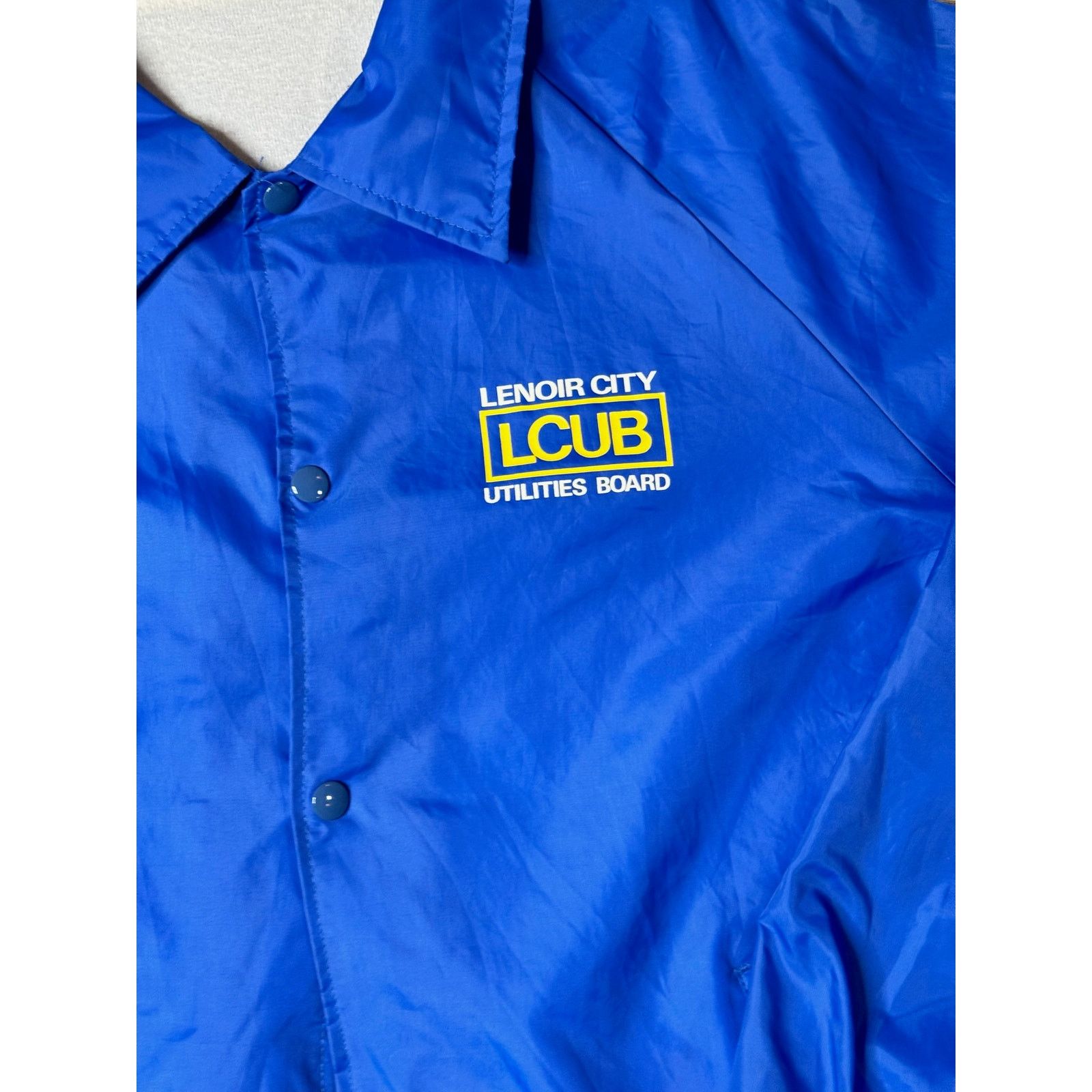 Auburn Sportswear Vintage Auburn Sportswear LCUB Windbreaker Jacket Size US XXL / EU 58 / 5 - 3 Thumbnail