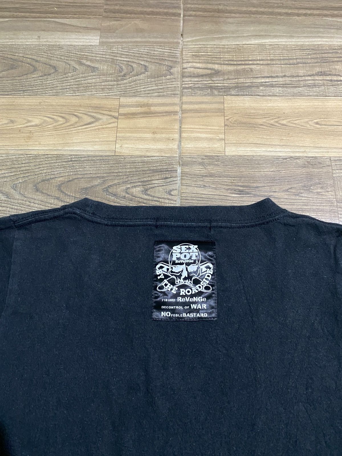 Le Grande Bleu (L.G.B.) SEX POT REVENGE FOR THE PUNX BY THE ROAD SIDE SKULL Size S / US 4 / IT 40 - 7 Thumbnail