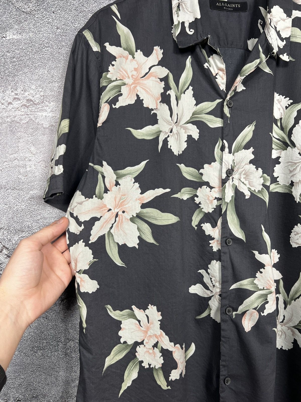 Allsaints Allsaints All Over Floral Print Hawaii Shirt Size Xl Size US XL / EU 56 / 4 - 4 Thumbnail