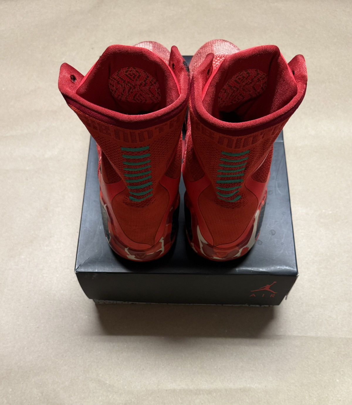 Nike Nike Kobe 9 Elite Christmas men’s size 14 Jordan Rare! Size US 14 / EU 47 - 4 Thumbnail