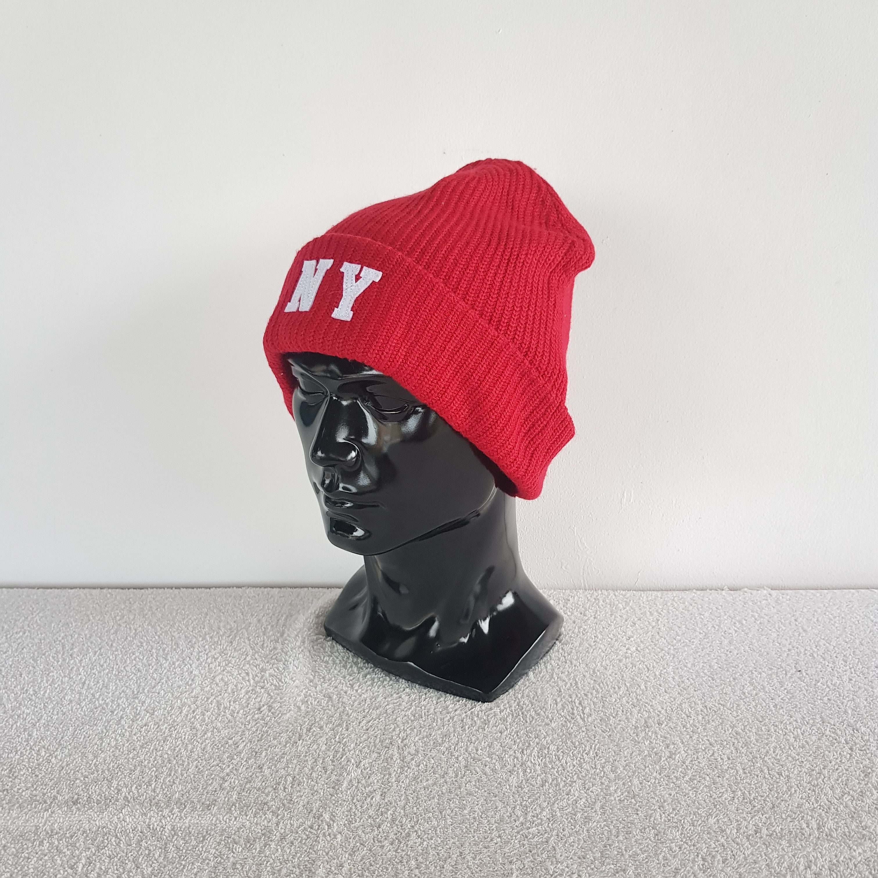 Other Vintage New York City Beanie Humor Snow Caps Knited Ski Hats Size ONE SIZE - 1 Thumbnail