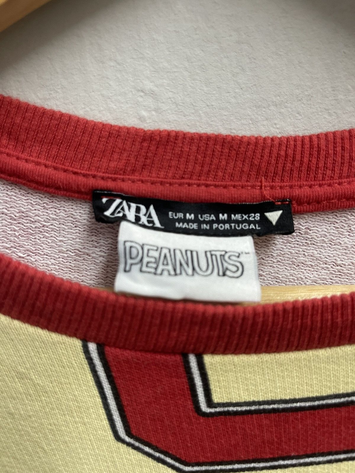 Zara REVERSIBLE PEANUTS SNOOPY x ZARA STRIKING COLOR Size US M / EU 48-50 / 2 - 6 Thumbnail