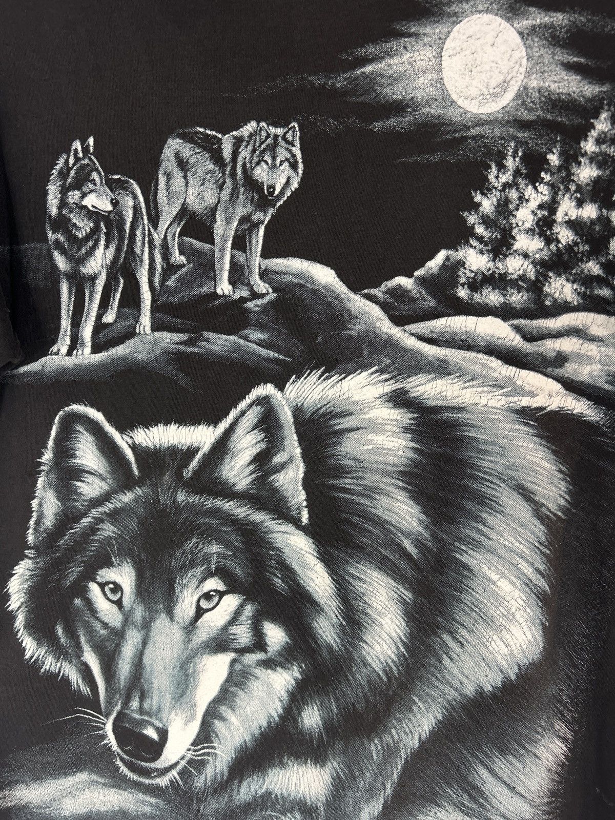 Vintage Vintage 1994 Harlequin Nancy Blauer Wolf All Over Print Tee Size US L / EU 52-54 / 3 - 4 Thumbnail