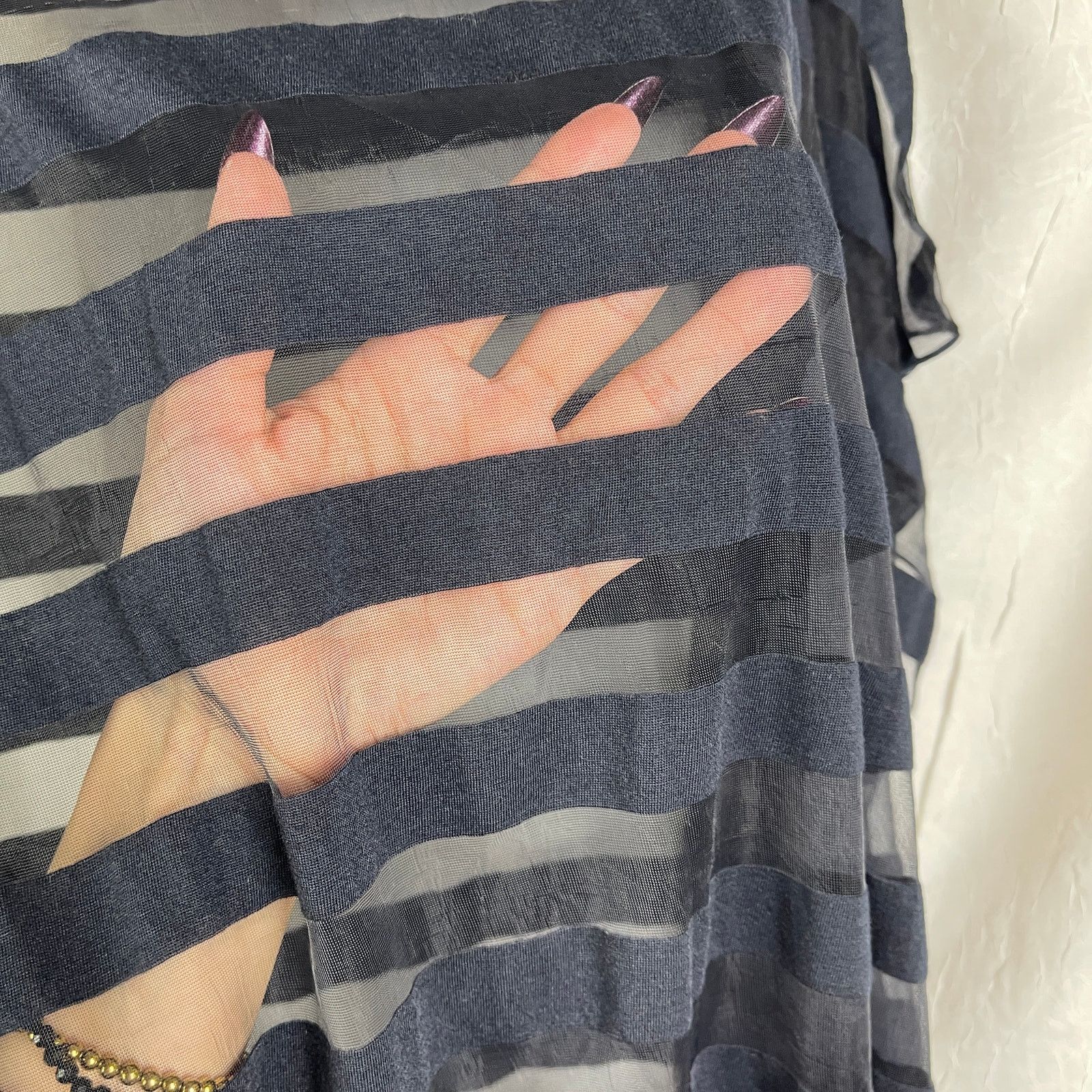 Steve Madden Steve Madden Sheer Striped Infinity Scarf Semi-Sheer Snood Size ONE SIZE - 20 Thumbnail
