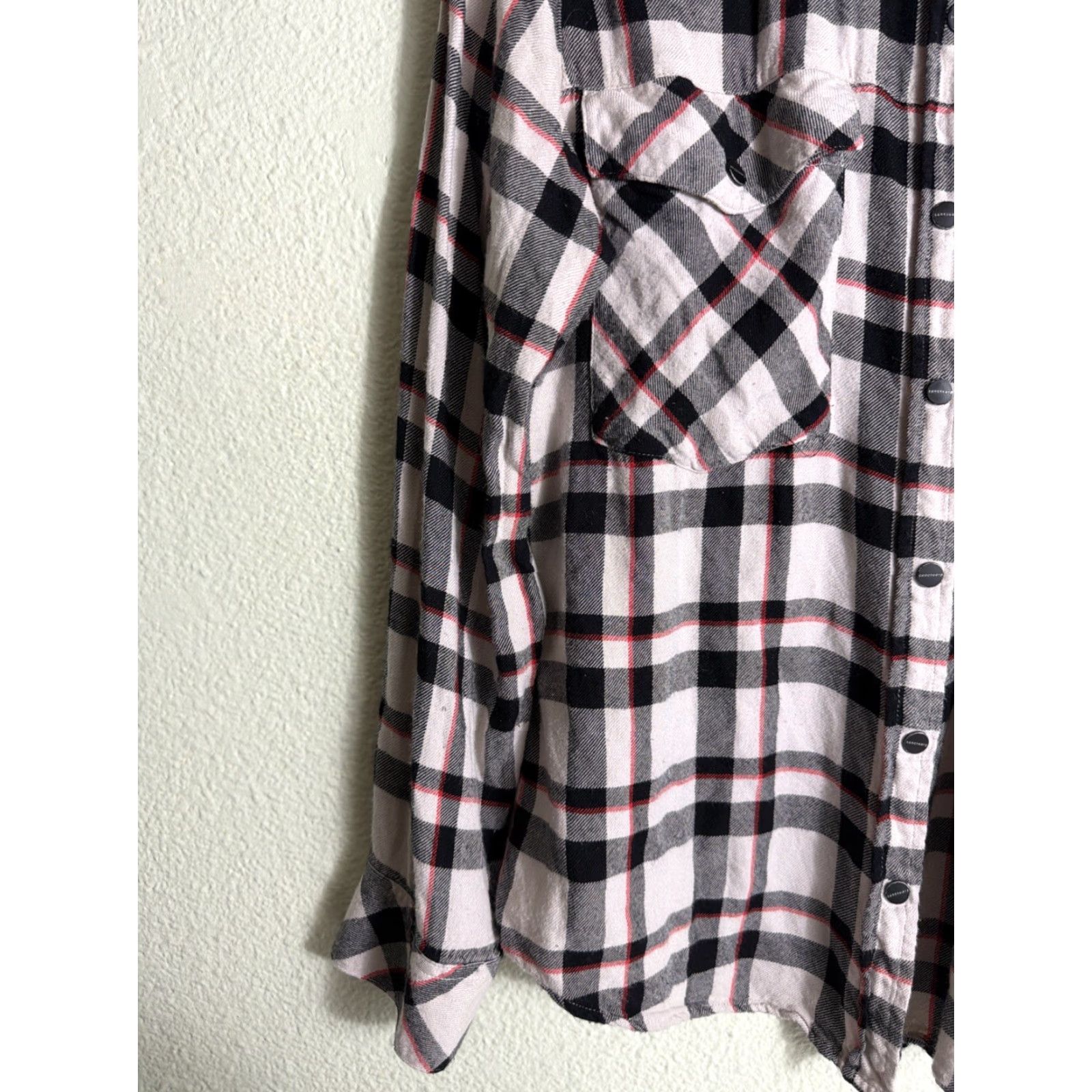Sanctuary Sanctuary Women’s Medium Long Sleeve Snap Button Shirt Plaid Beige Black Size M / US 6-8 / IT 42-44 - 2 Thumbnail