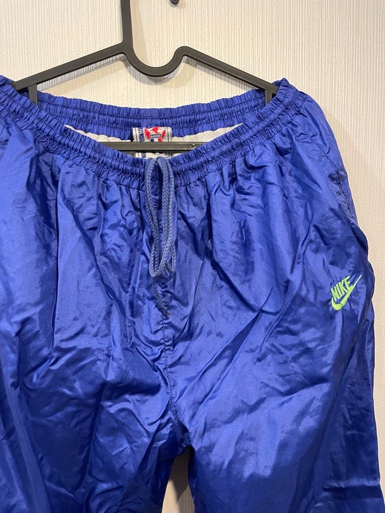 Nike × Vintage Vintage Nike International Nylon Track Pants 90s Swoosh Y2K Size US 36 / EU 52 - 6 Thumbnail