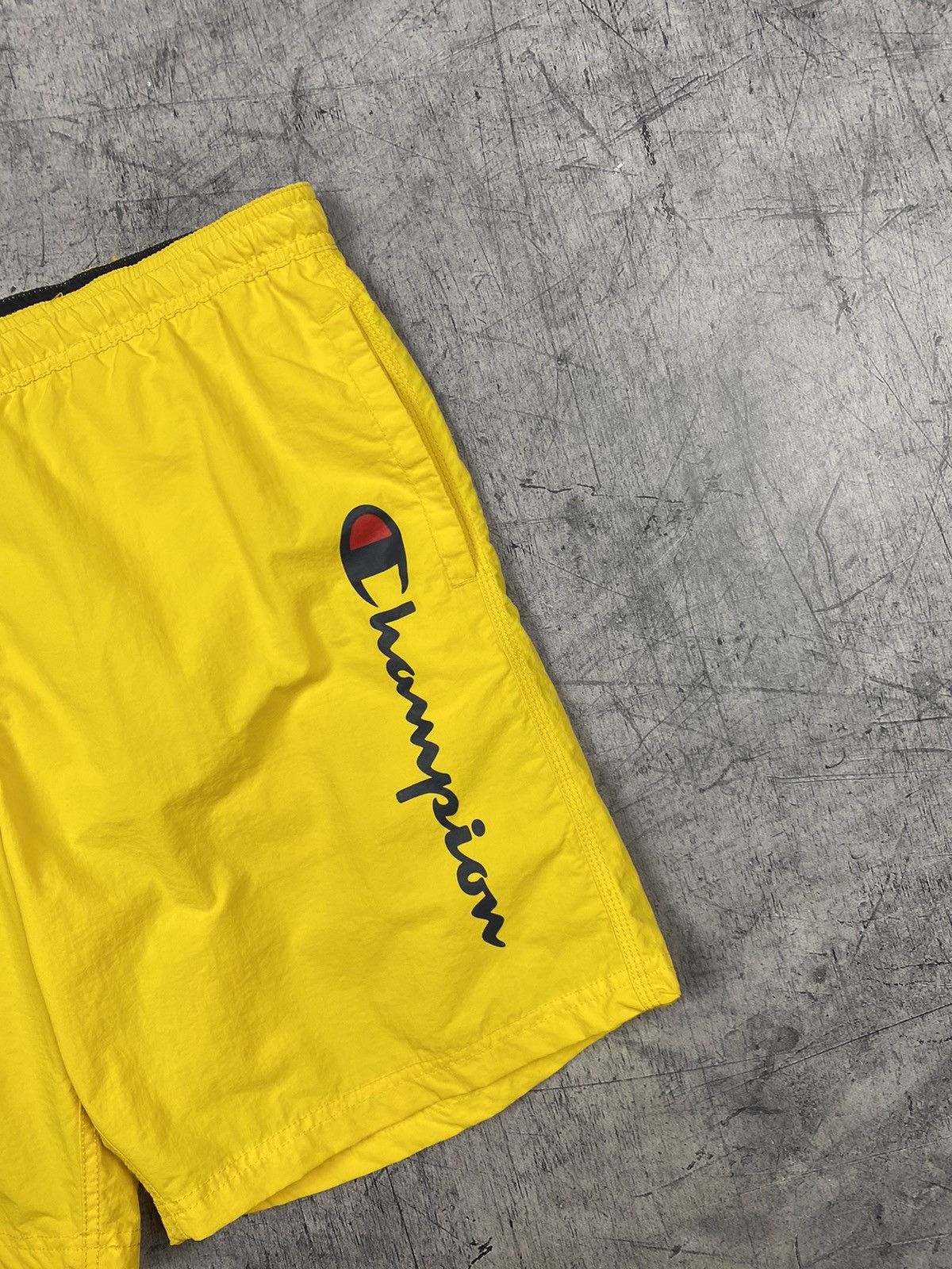 Champion × Vintage Vintage Champion Big Logo Shorts Size XL Size US 36 / EU 52 - 3 Thumbnail