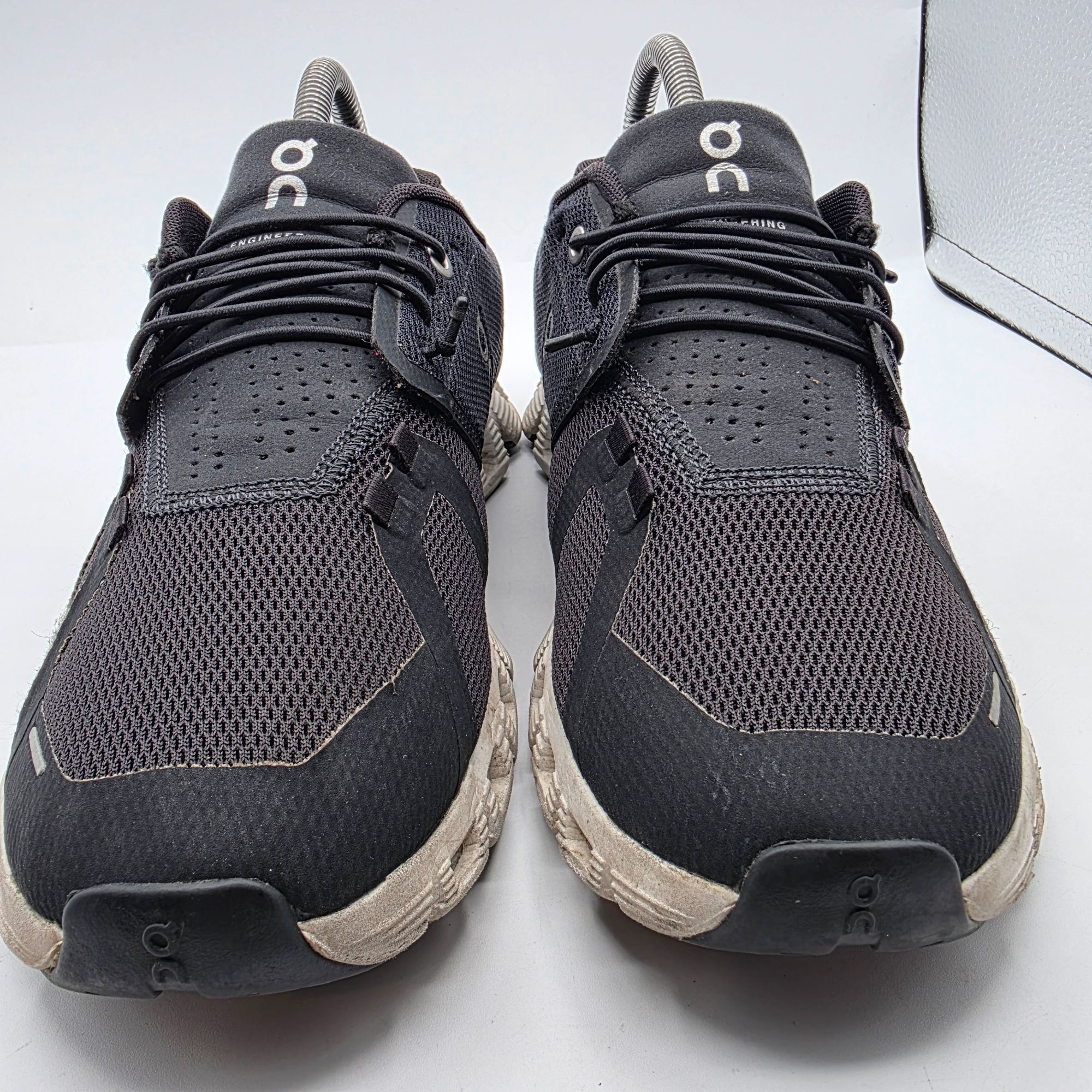 On On Cloud 5 Womens Size 8 Black White Lightweight Performance Size US 8 / IT 38 - 2 Thumbnail