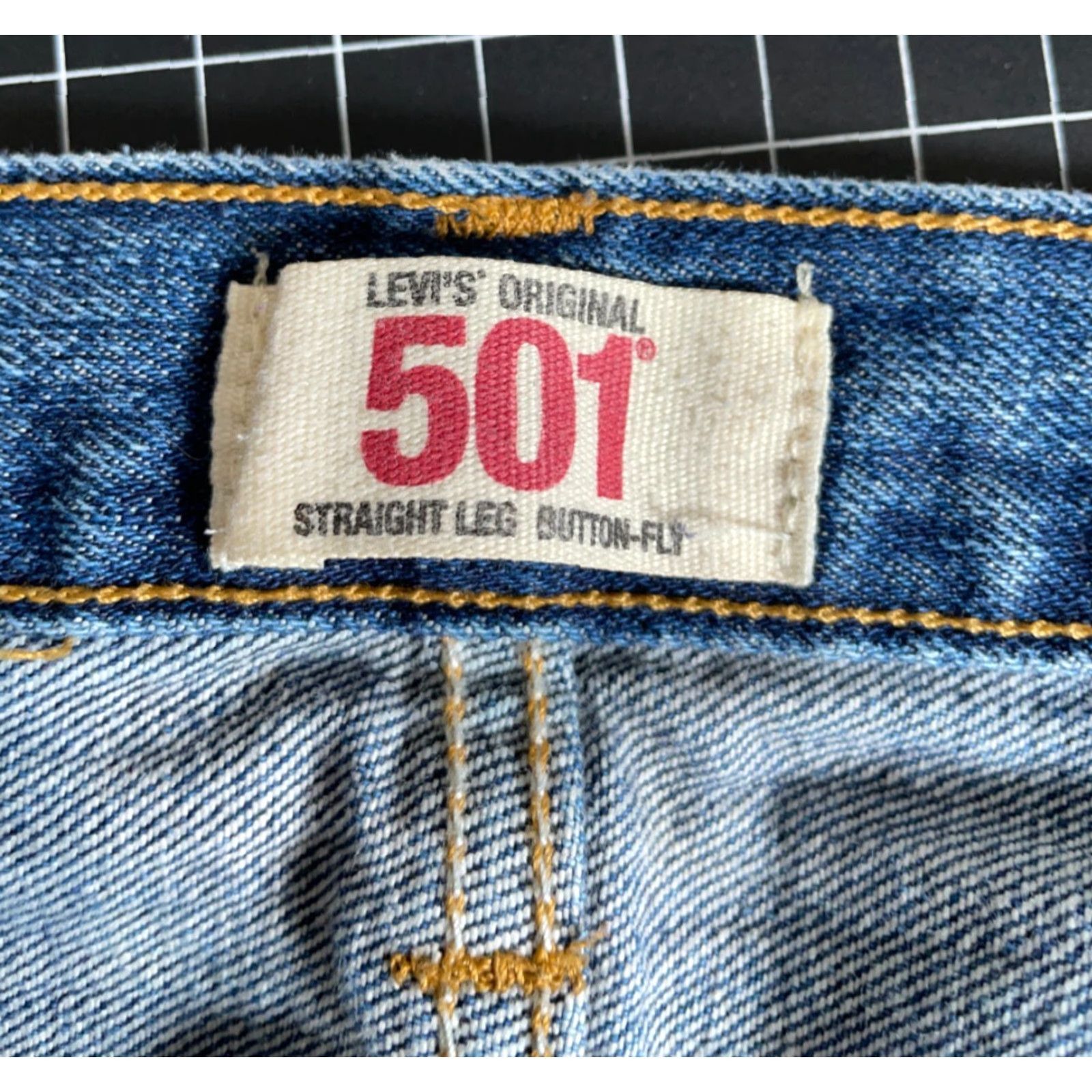 Levi's VINTAGE Levi's 501 Jeans Men 40 x 29.5 Blue Denim 2010 Straight Leg 5-Pocket Design Men Size US 40 / EU 56 - 3 Thumbnail