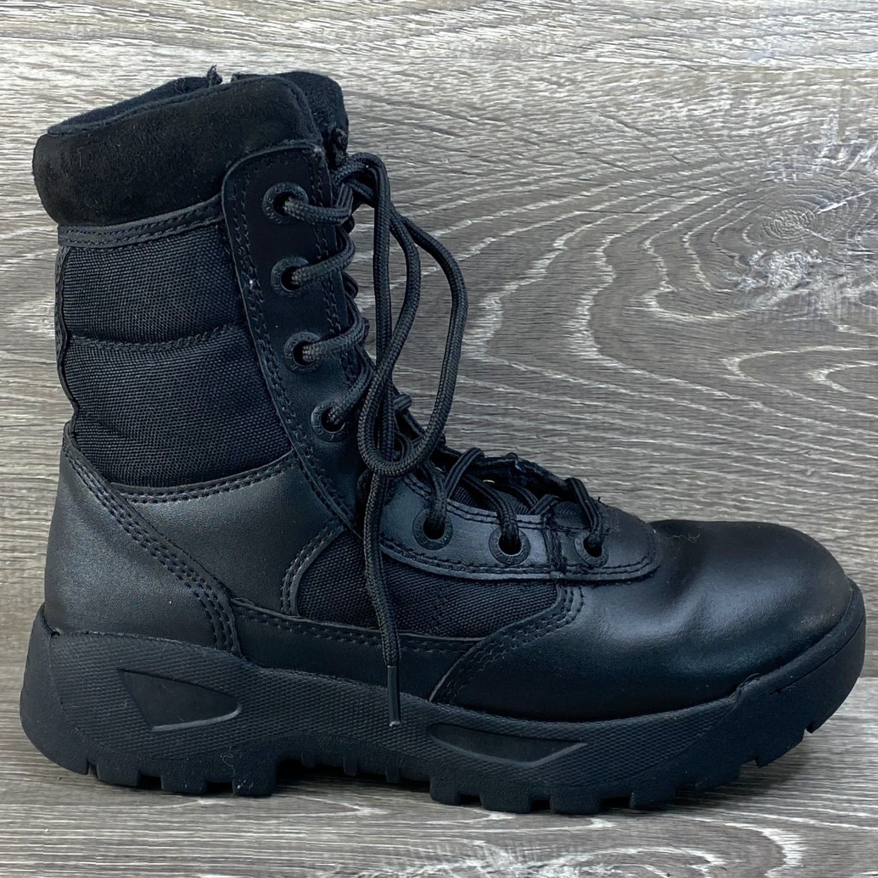 Response Gear Combat Boots Womens 7.5 Black Side Zip II Tactical Footwear Boot Womens 7.5 Black Combat Boots