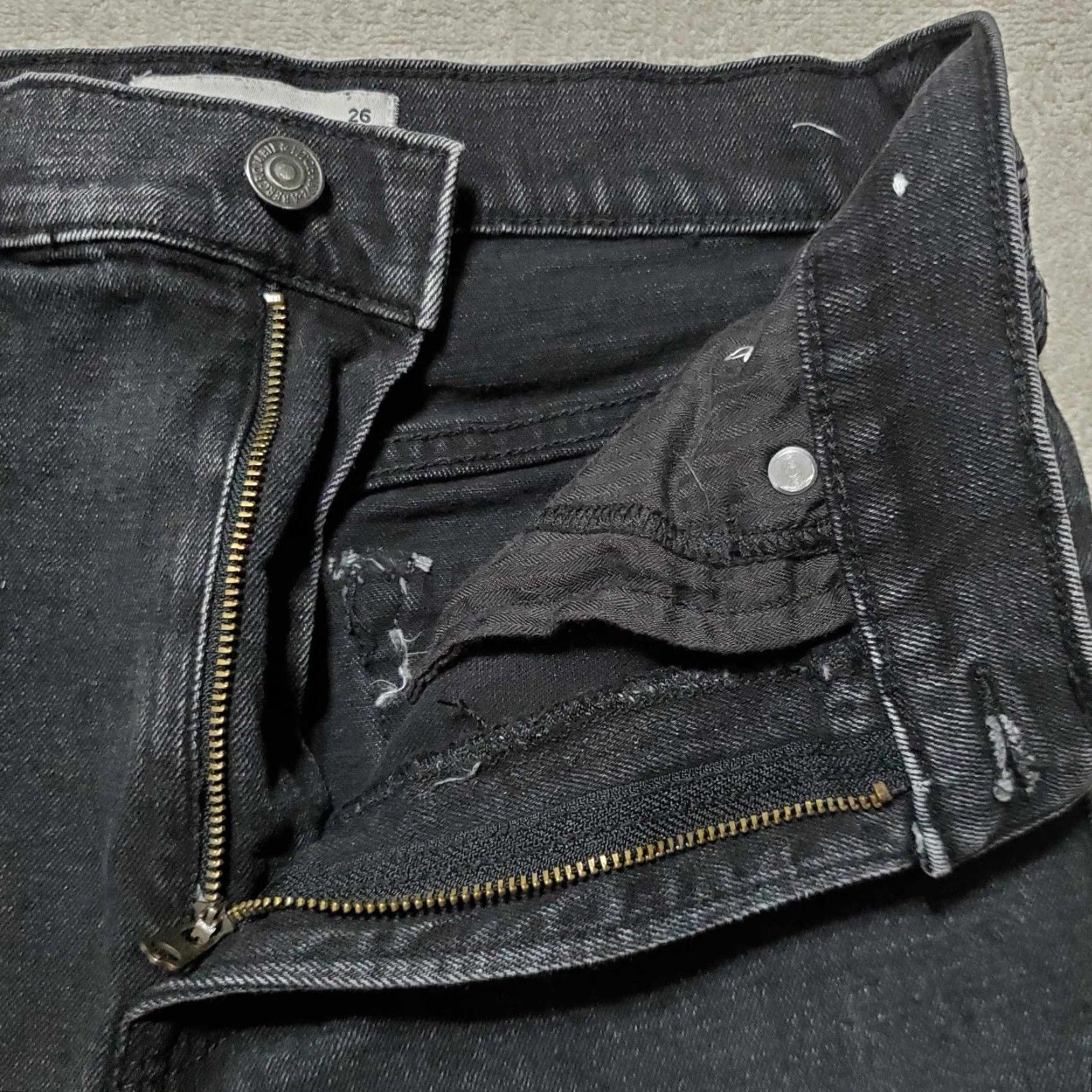 Abercrombie & Fitch VINTAGE Abercrombie & Fitch Women’s The 90s Black Relaxed Fit High Rise Jeans 26/2s 90s Womens Jeans Size 26" / US 2 / IT 38 - 3 Thumbnail