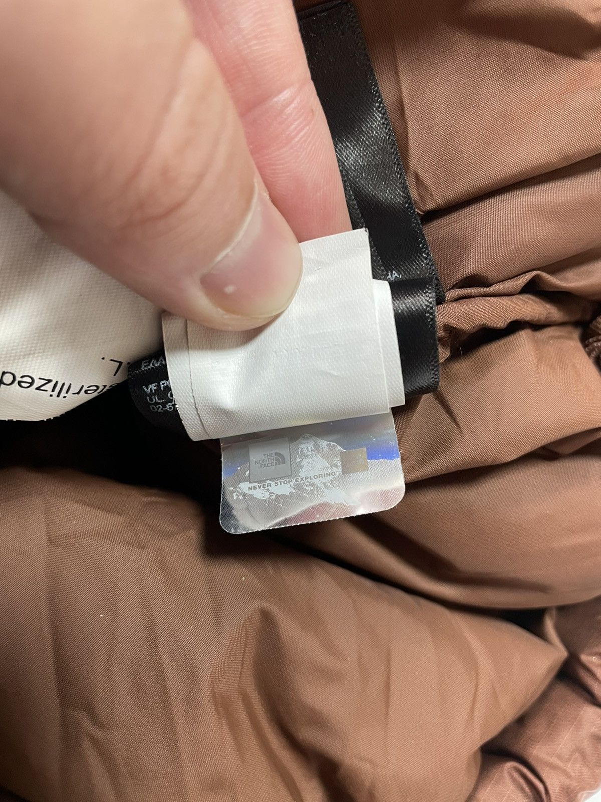 The North Face TNF 700 Nuptse Puffer Jkt Brown Kendall Jenner Retro Sz M Size M / US 6-8 / IT 42-44 - 7 Thumbnail