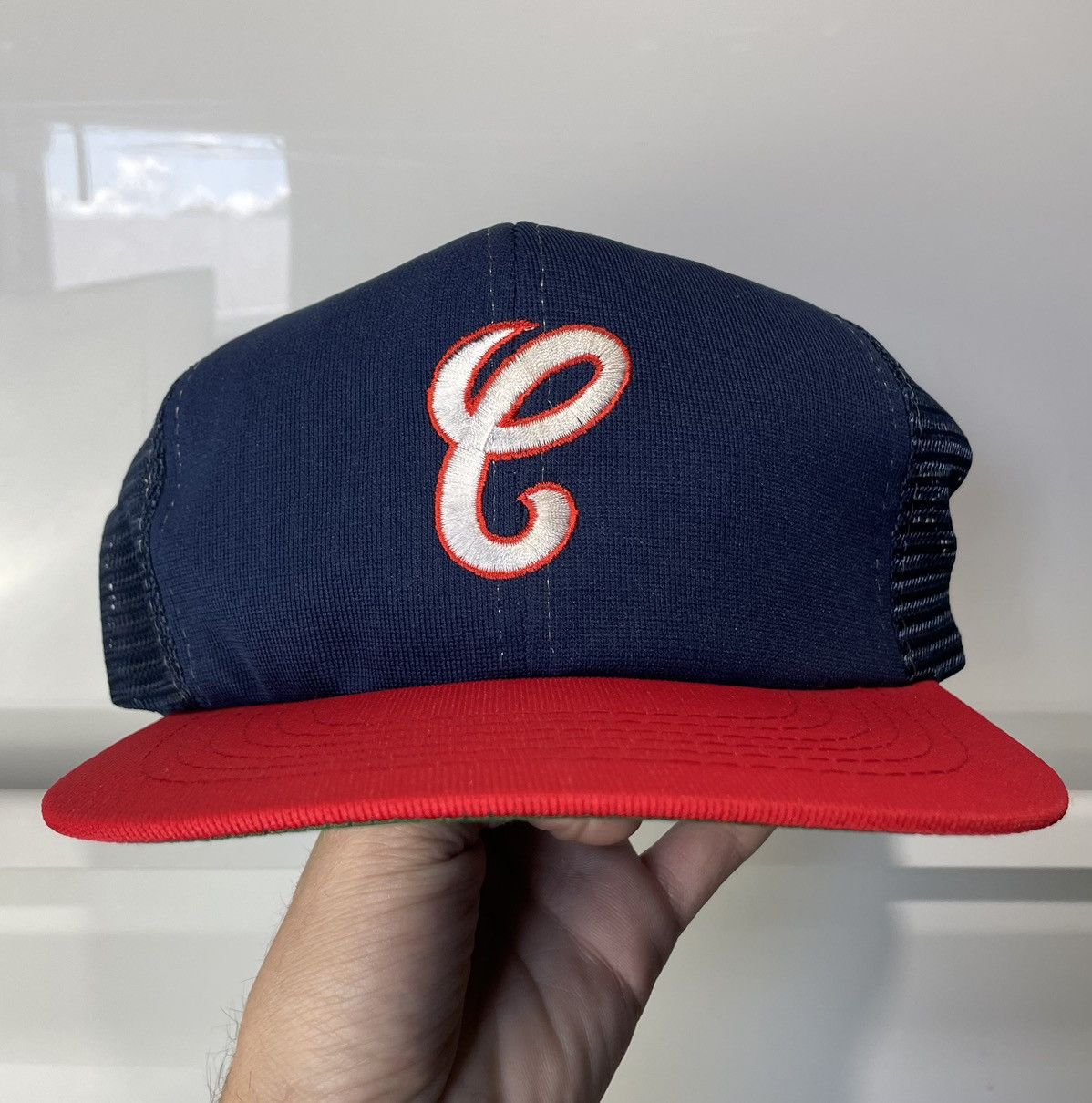 MLB Vintage White Sox Hat M/L Trucker Style Mesh 80s/90s Navy Size ONE SIZE - 2 Thumbnail