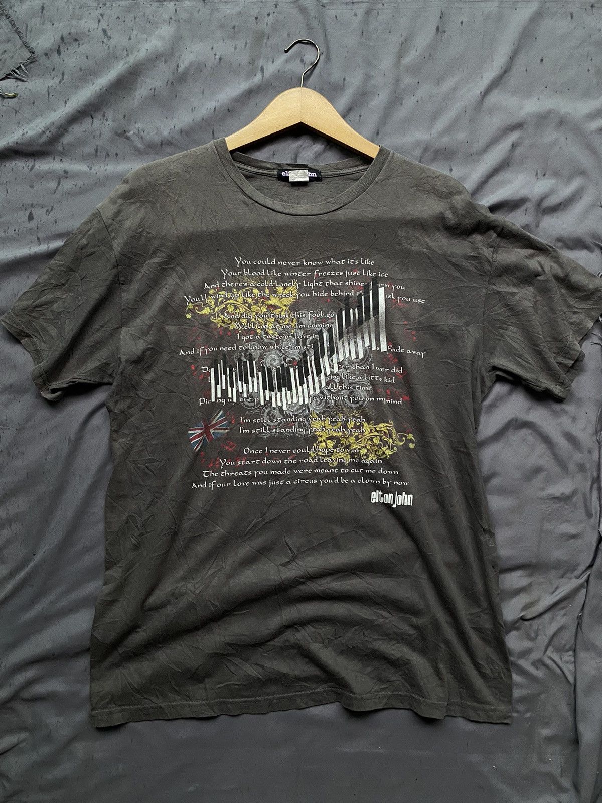 Other Vintage Elton John Live Las Vegas tee Size US M / EU 48-50 / 2 - 1 Thumbnail