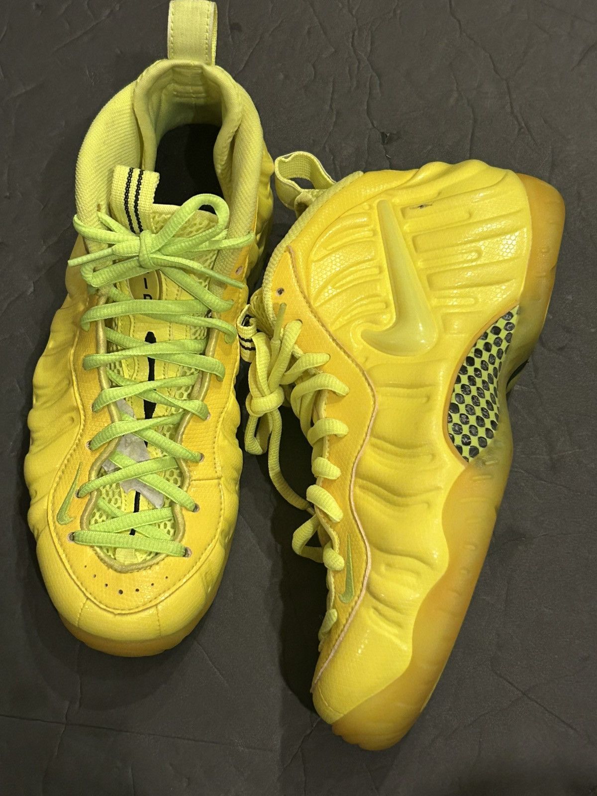 Nike Nike Air Foamposite Pro ‘Volt’ Size US 8 / EU 41 - 9 Thumbnail