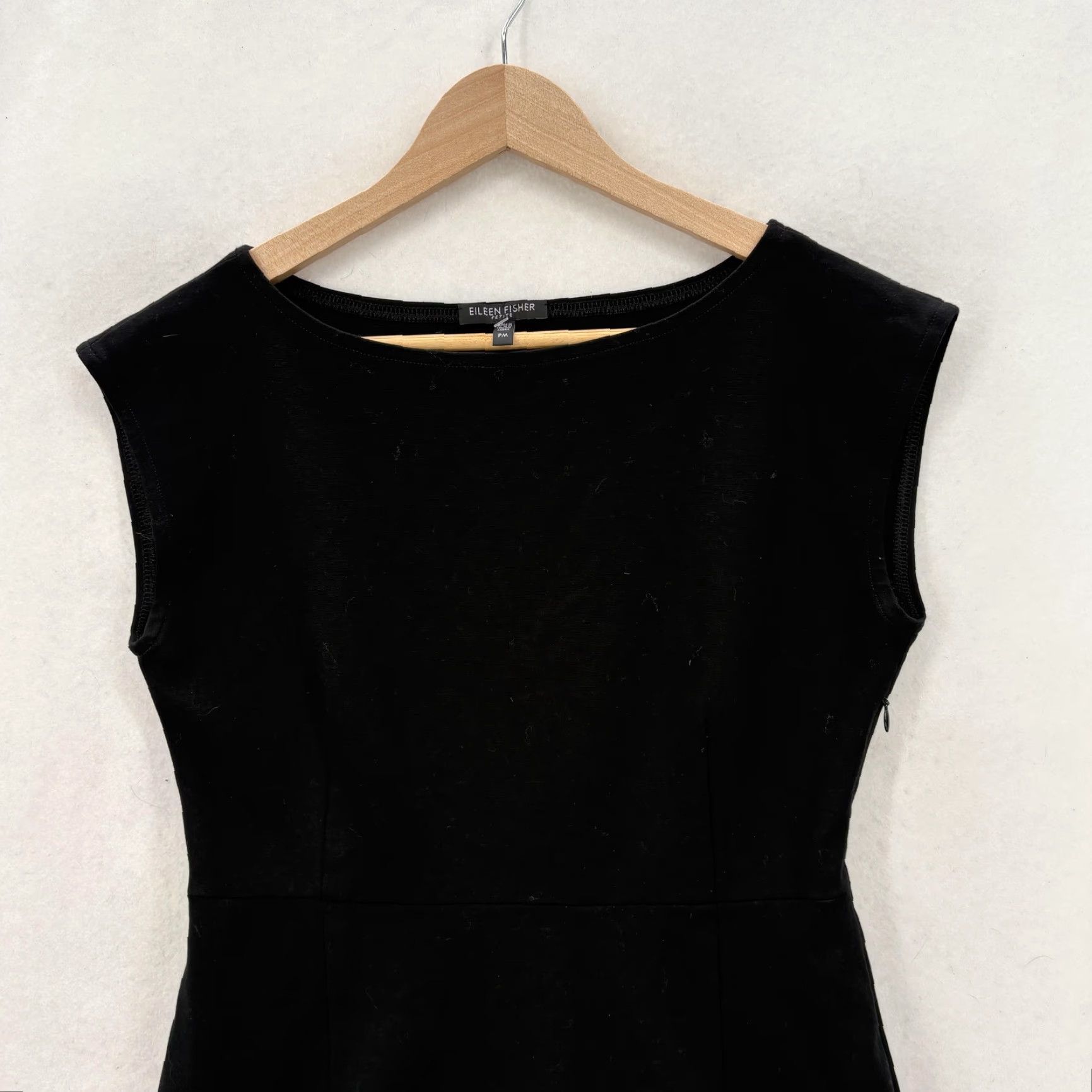 Eileen Fisher Eileen Fisher Dress Sheath Pencil Black Sleeveless Round Neck Womens PM Petite Quick Ship Zip Zipper Stretch Jersey Classic Business Party/Cocktail Size M / US 6-8 / IT 42-44 - 2 Thumbnail