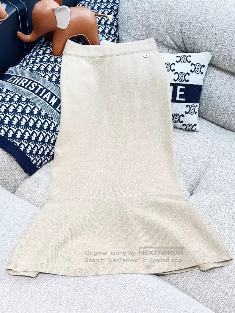 Chanel Chanel 17A Early Autumn High-end Handicraft Workshop Serie Size 42" / US 20 - 1 Thumbnail