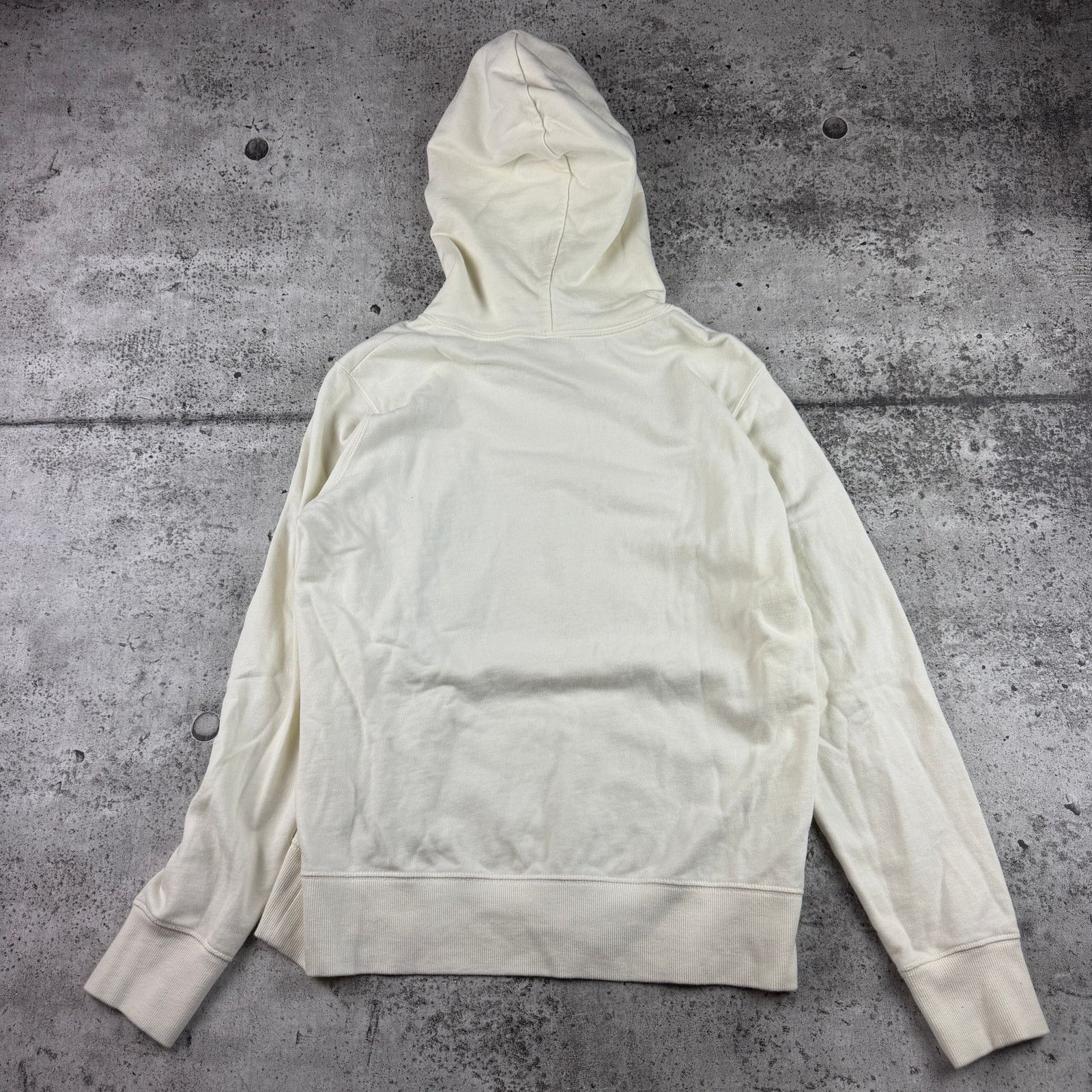 Kaws Kaws X Uniqlo Sesame Street Hoodie Size Medium (20x24) Size US M / EU 48-50 / 2 - 5 Thumbnail