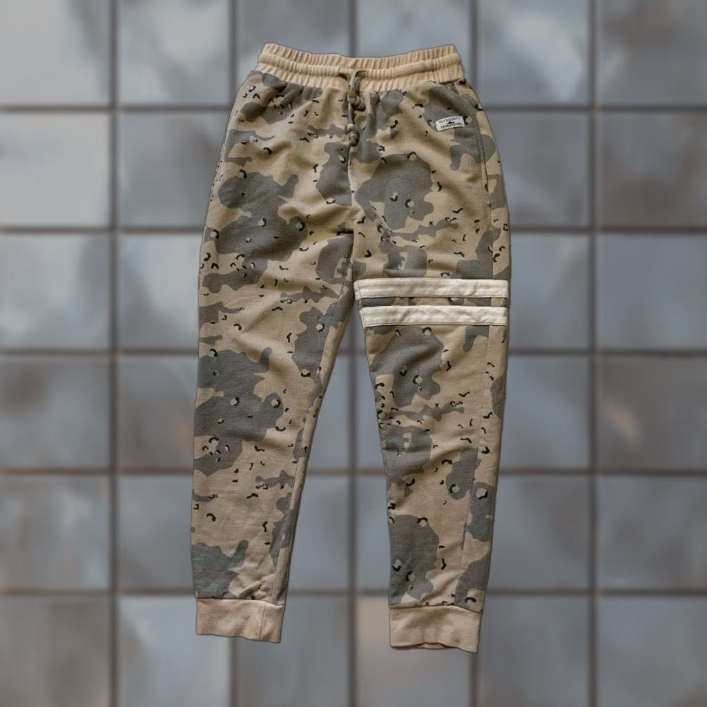 CHOCOOLATE Fly Society Chocolate Chip Camo Striped Drawstring Jogger Sweatpants Sz. M Size US 31 - 1 Thumbnail