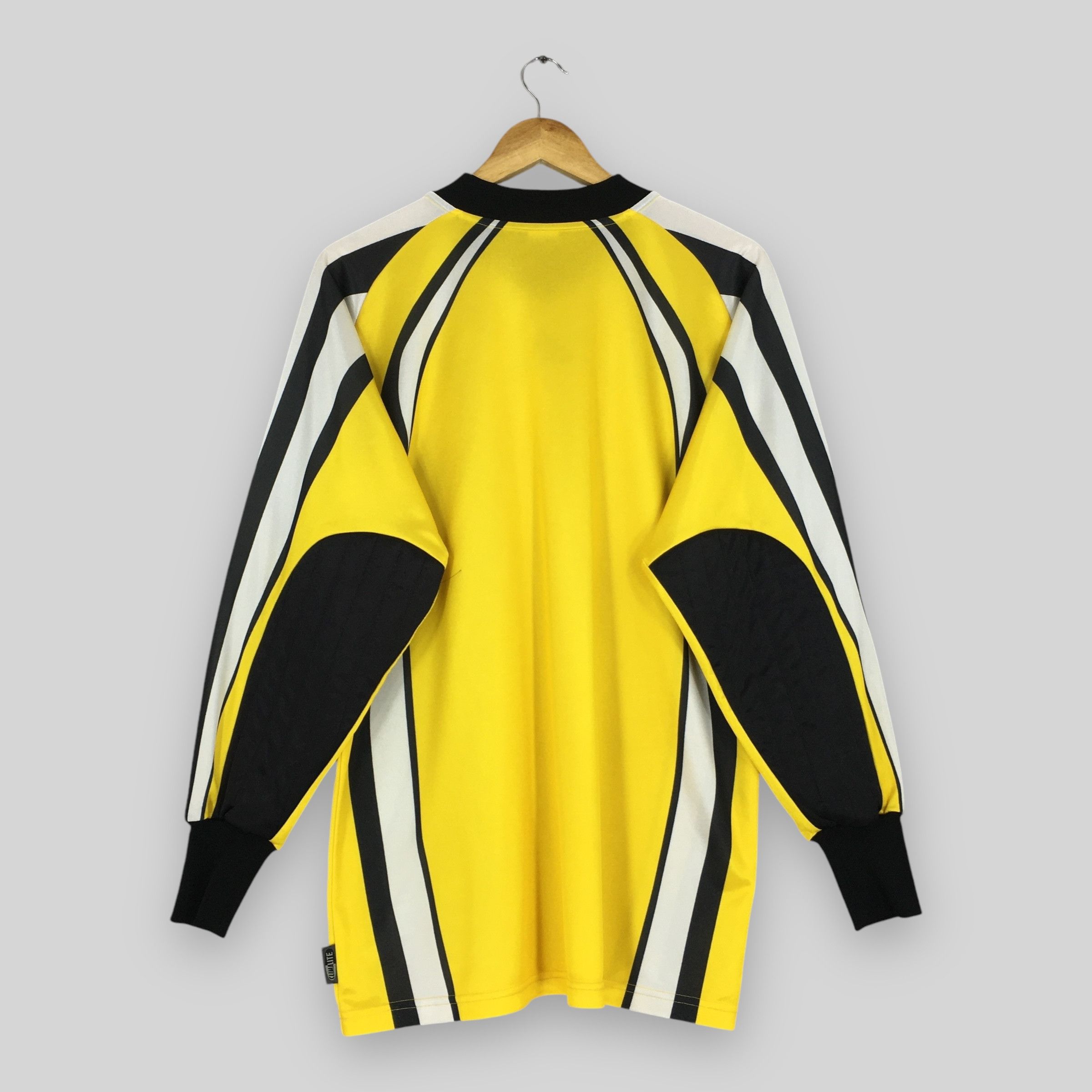 Adidas Vintage Adidas Equipment Goalkeeper Jersey Medium Size US M / EU 48-50 / 2 - 9 Thumbnail
