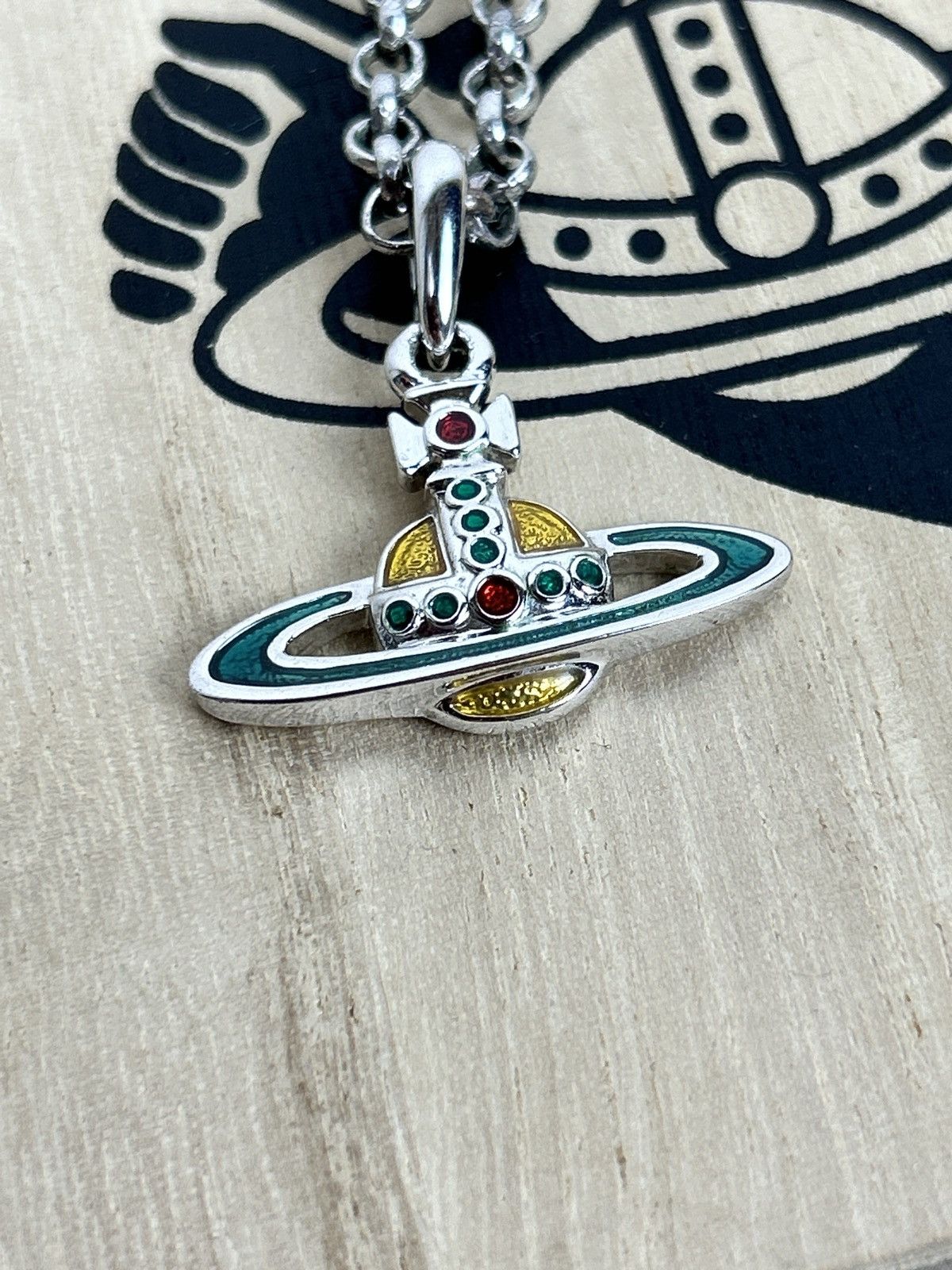 Vivienne Westwood Vintage Vivienne Westwood Enamel Orb Bas Relief Necklace Size ONE SIZE - 2 Thumbnail