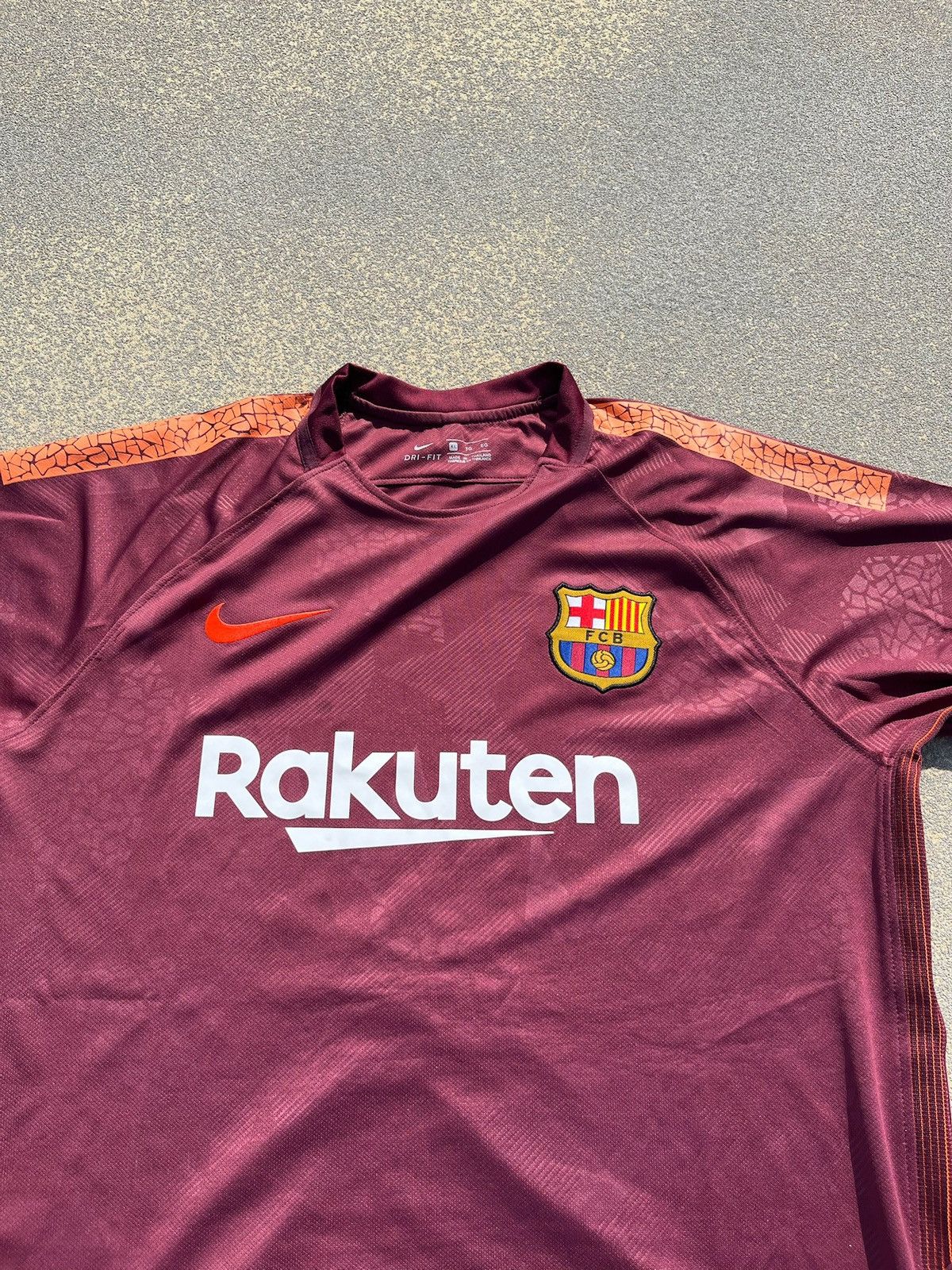 Nike Barcelona Size US XL / EU 56 / 4 - 2 Thumbnail