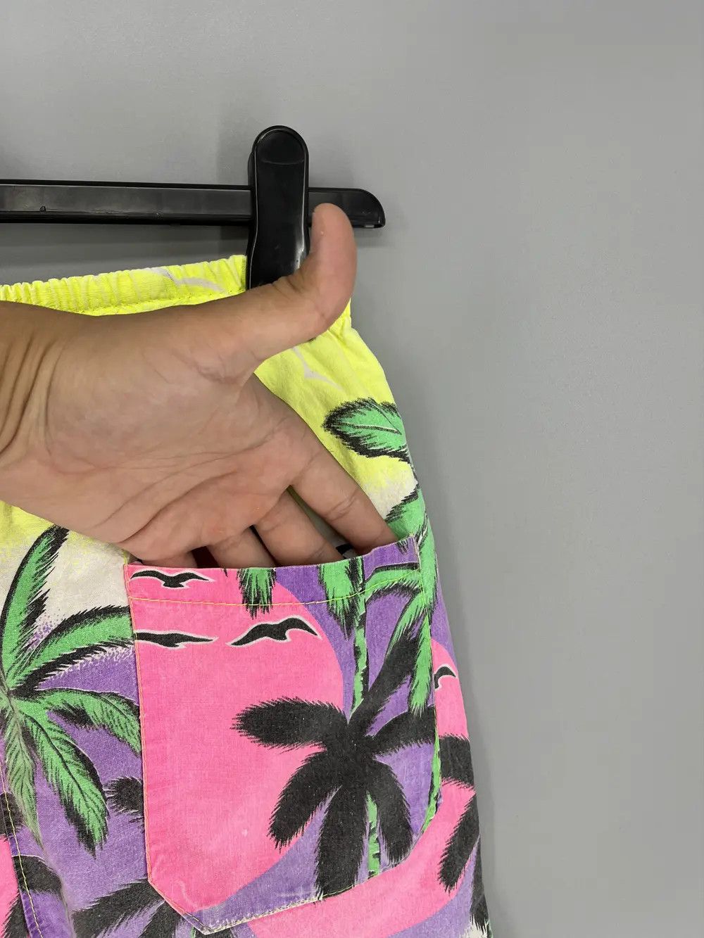 Vintage Vintage Y2K Art Streetwear Hawaiian Shorts Fashion Grailed Size US 30 / EU 46 - 11 Thumbnail