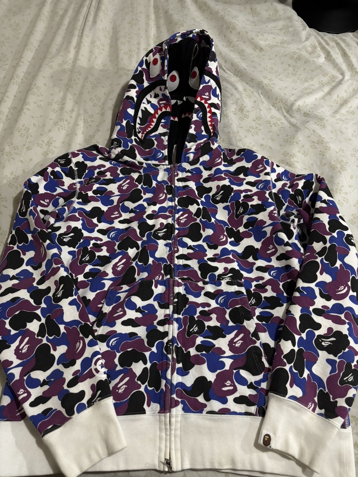 香港14周年限定 BAPE Hong Kong 14th Anniversary Shark Hoodie Bape Bape Hong Kong 14th anniversary shark full zip hoodie