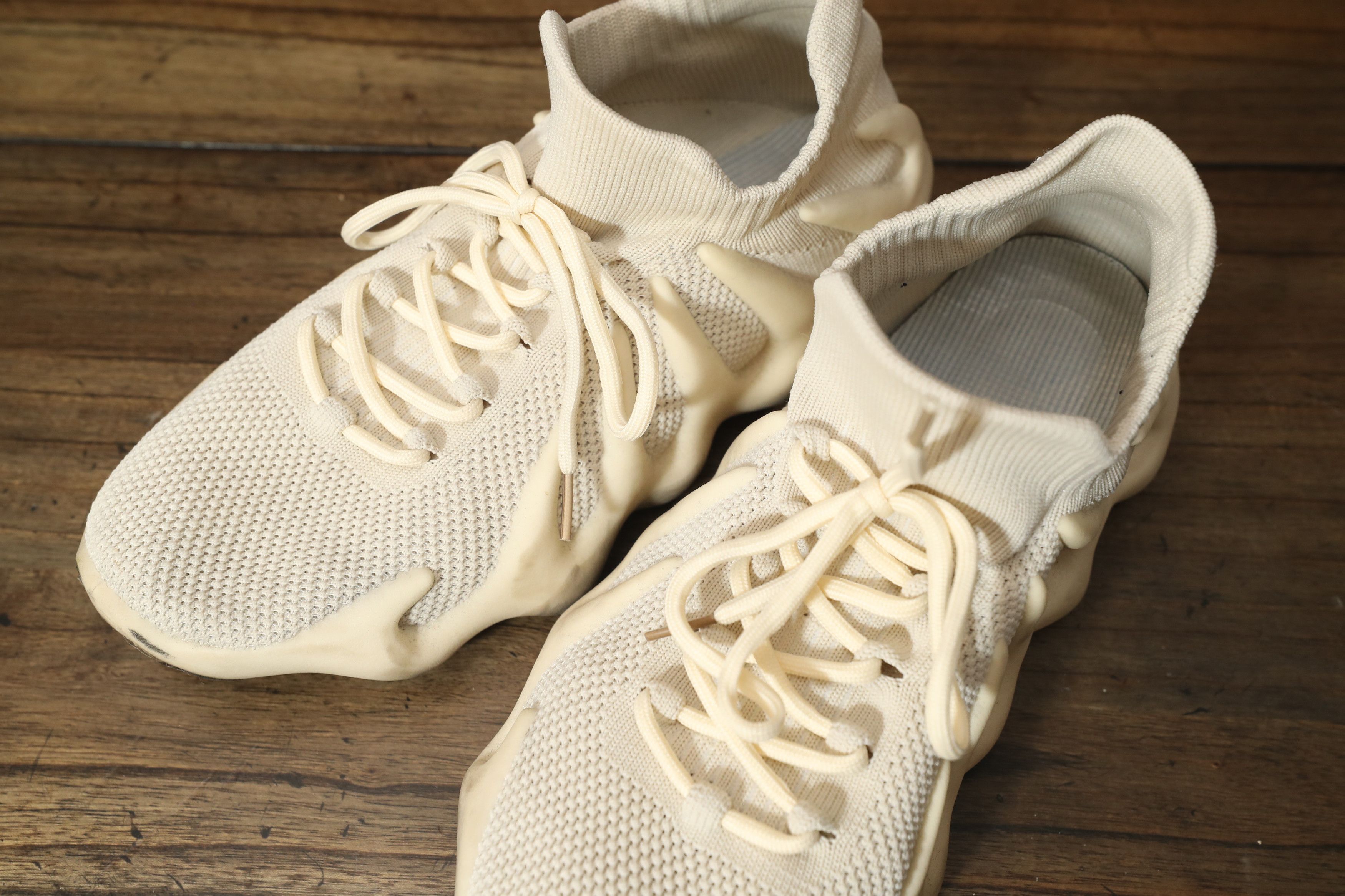 Yeezy Adidas Yeezy 450 Cloud White (43) Size US 10 / EU 43 - 14 Thumbnail