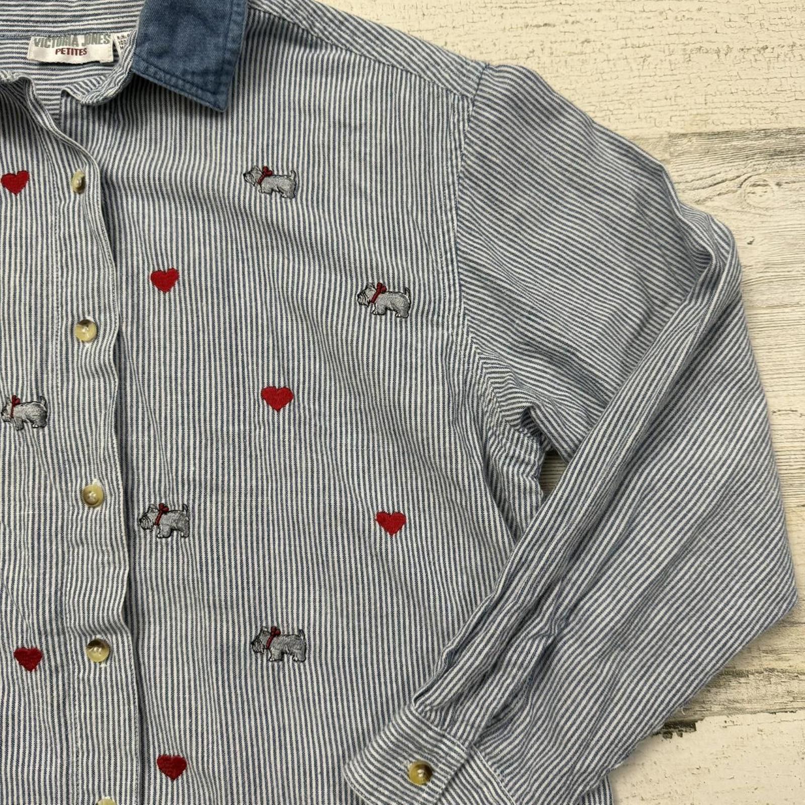 Designer 90s Blue and white button-up shirt with a dog heart design Size M / US 6-8 / IT 42-44 - 5 Thumbnail