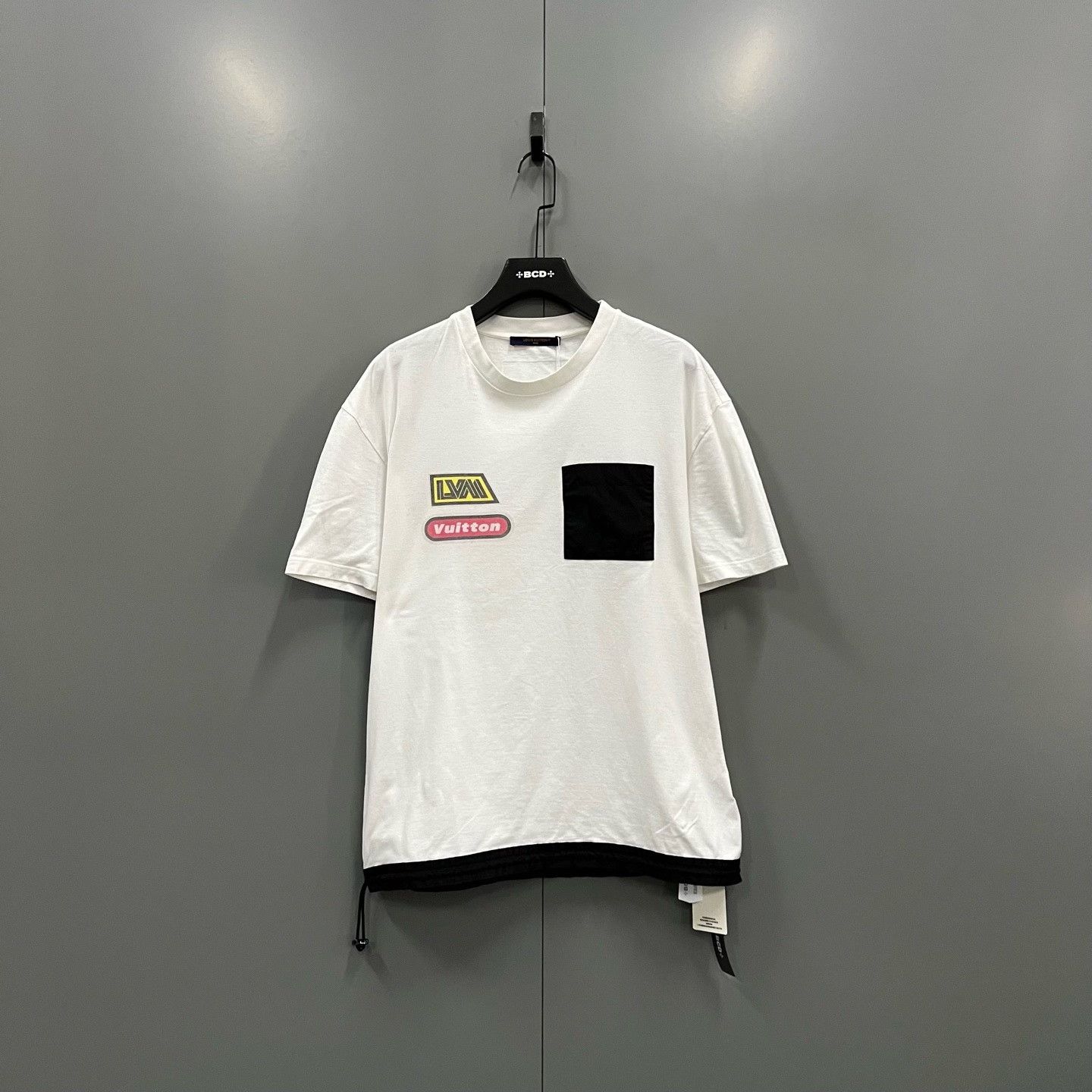 Louis Vuitton Louis Vuitton Printed Graphic T-Shirt s Men Size US S / EU 44-46 / 1 - 1 Thumbnail