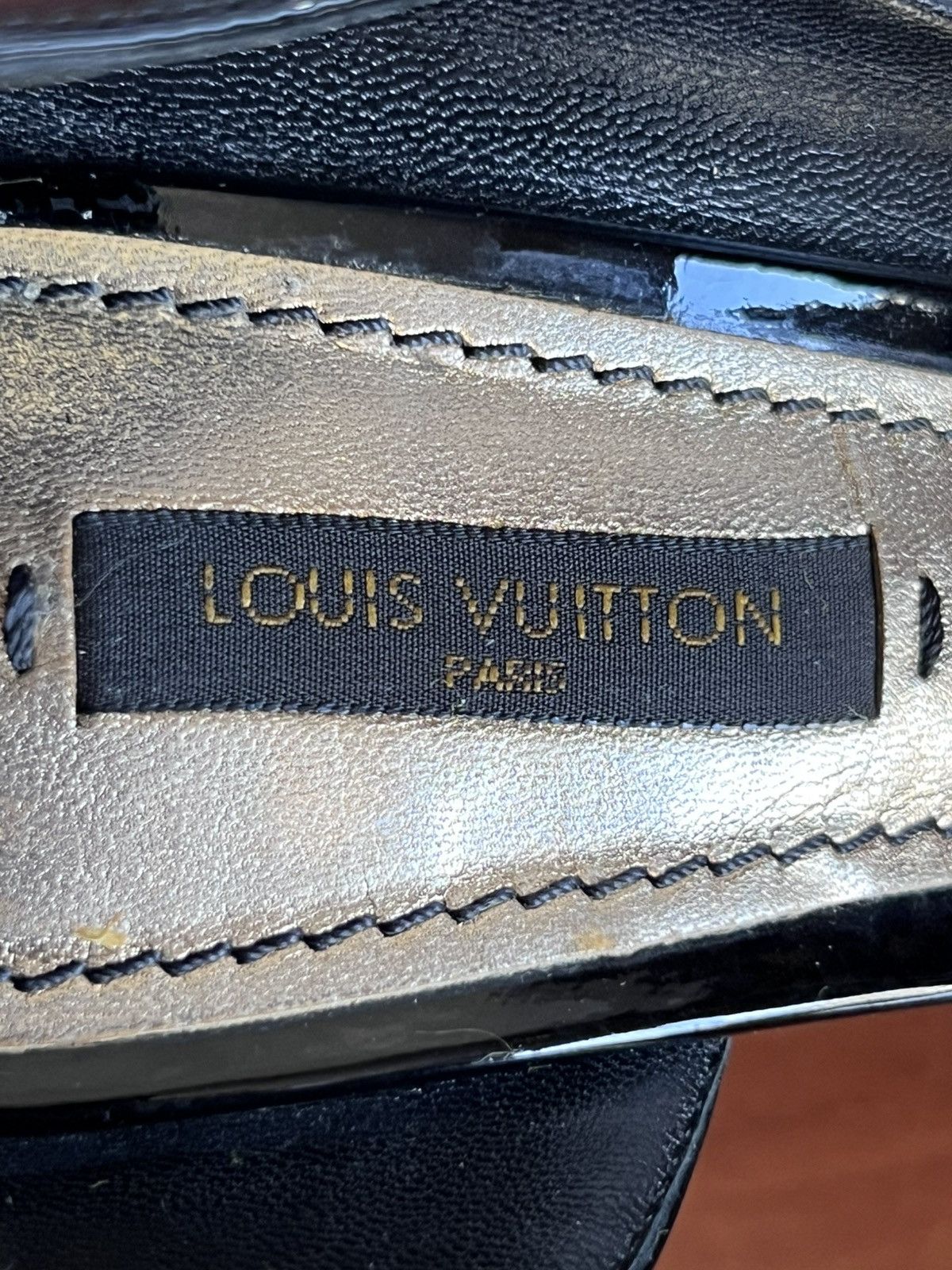 Louis Vuitton Louis Vuitton Heels Patent Leather To The Gold Deco Side 38 Size US 8 / IT 38 - 3 Thumbnail