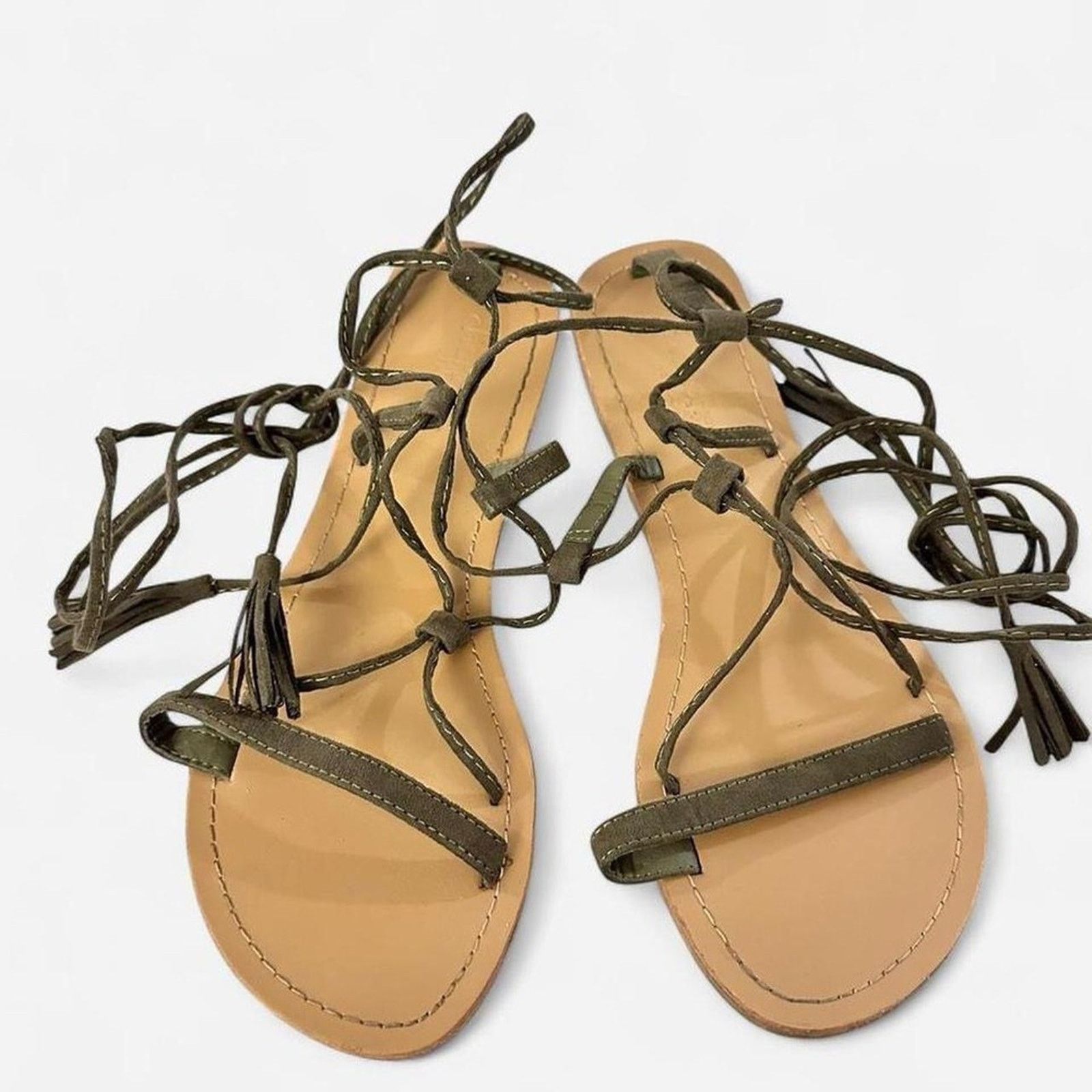 Other Y2K Gladiator flats narrow width size 6 roman fairy Size US 6 / IT 36 - 1 Thumbnail