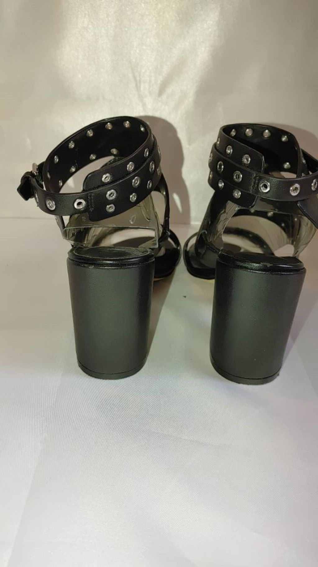 Rebecca Minkoff Rebecca Minkoff Leather Sandals Size 7M Size US 7 / IT 37 - 7 Thumbnail