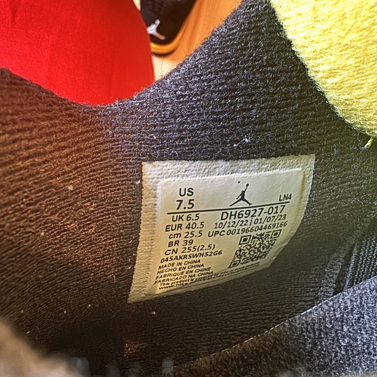 Jordan Brand Jordan 4 thunder 2023 Size US 7.5 / EU 40-41 - 7 Thumbnail