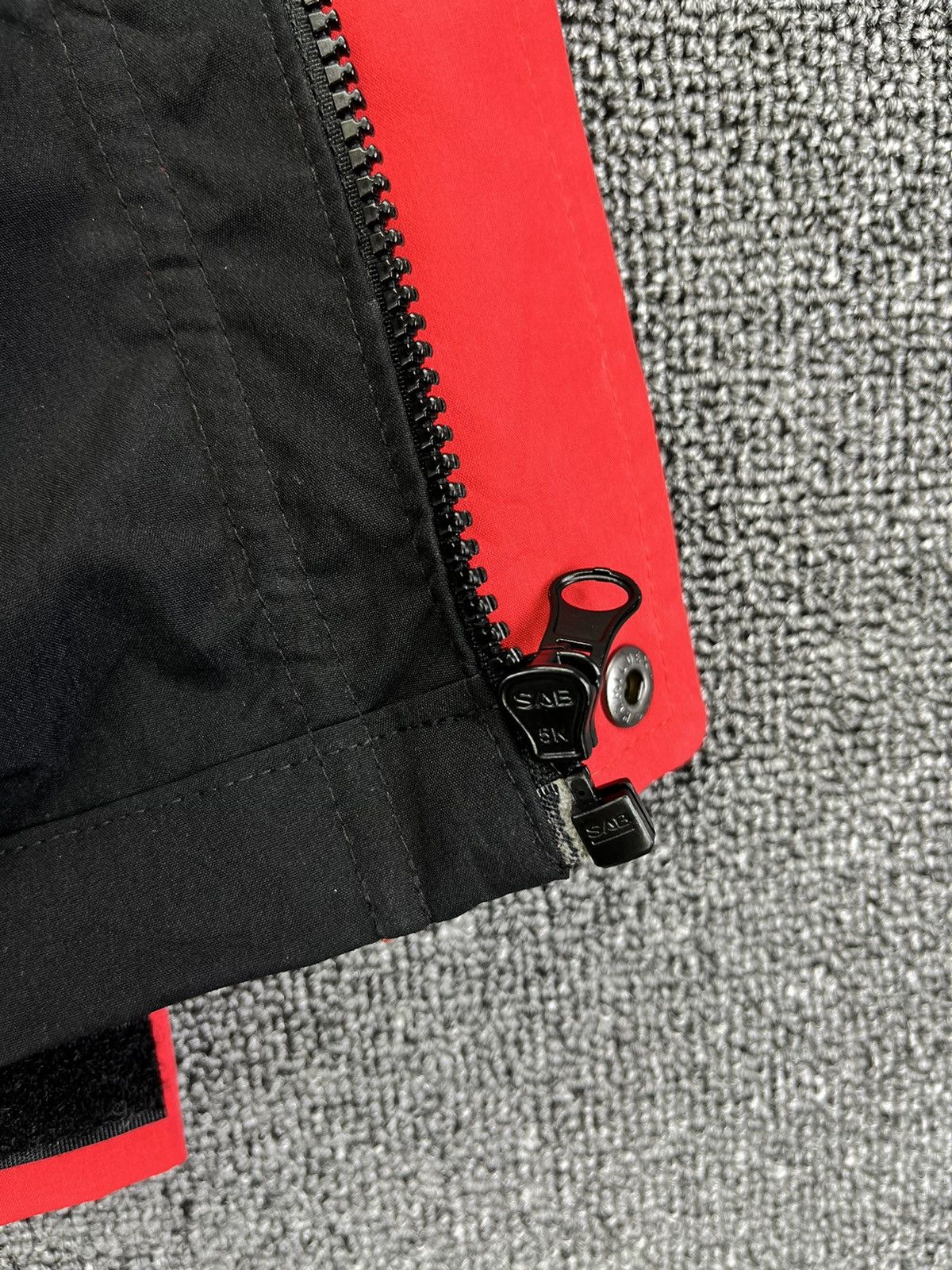 Gu by Uniqlo Supreme Style Hooded Zip Up Light Jacket