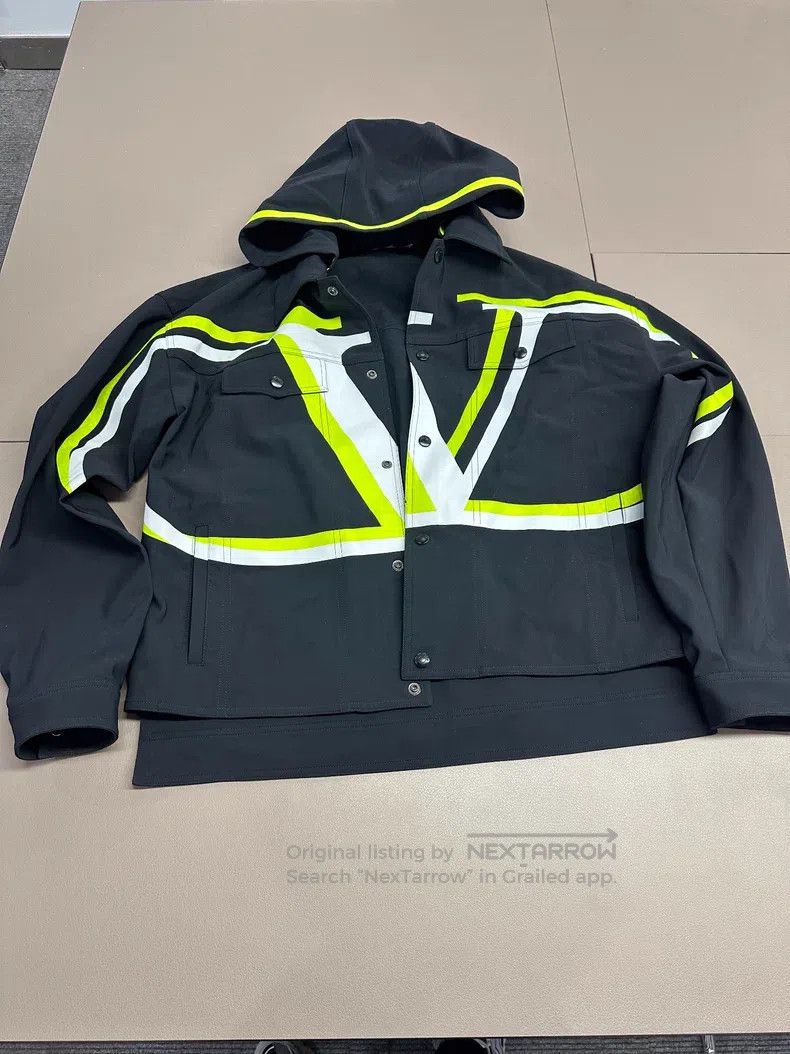 Valentino Valentino jacket Size US M / EU 48-50 / 2 - 1 Thumbnail