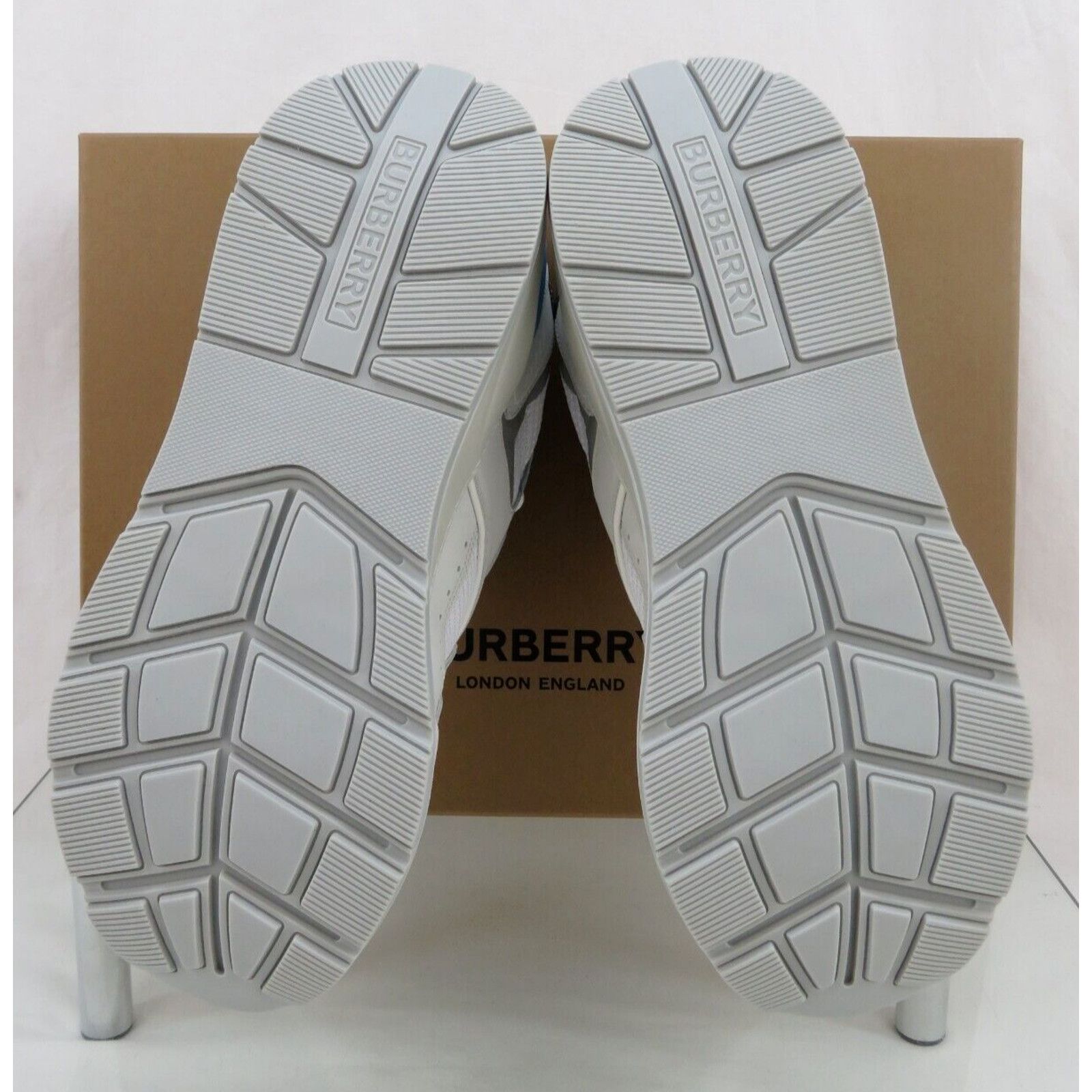 Burberry SEAN WHITE SUEDE MESH PALE BLUE LOGO LOW SNEAKERS 41 US 8 Size US 8 / EU 41 - 14 Thumbnail