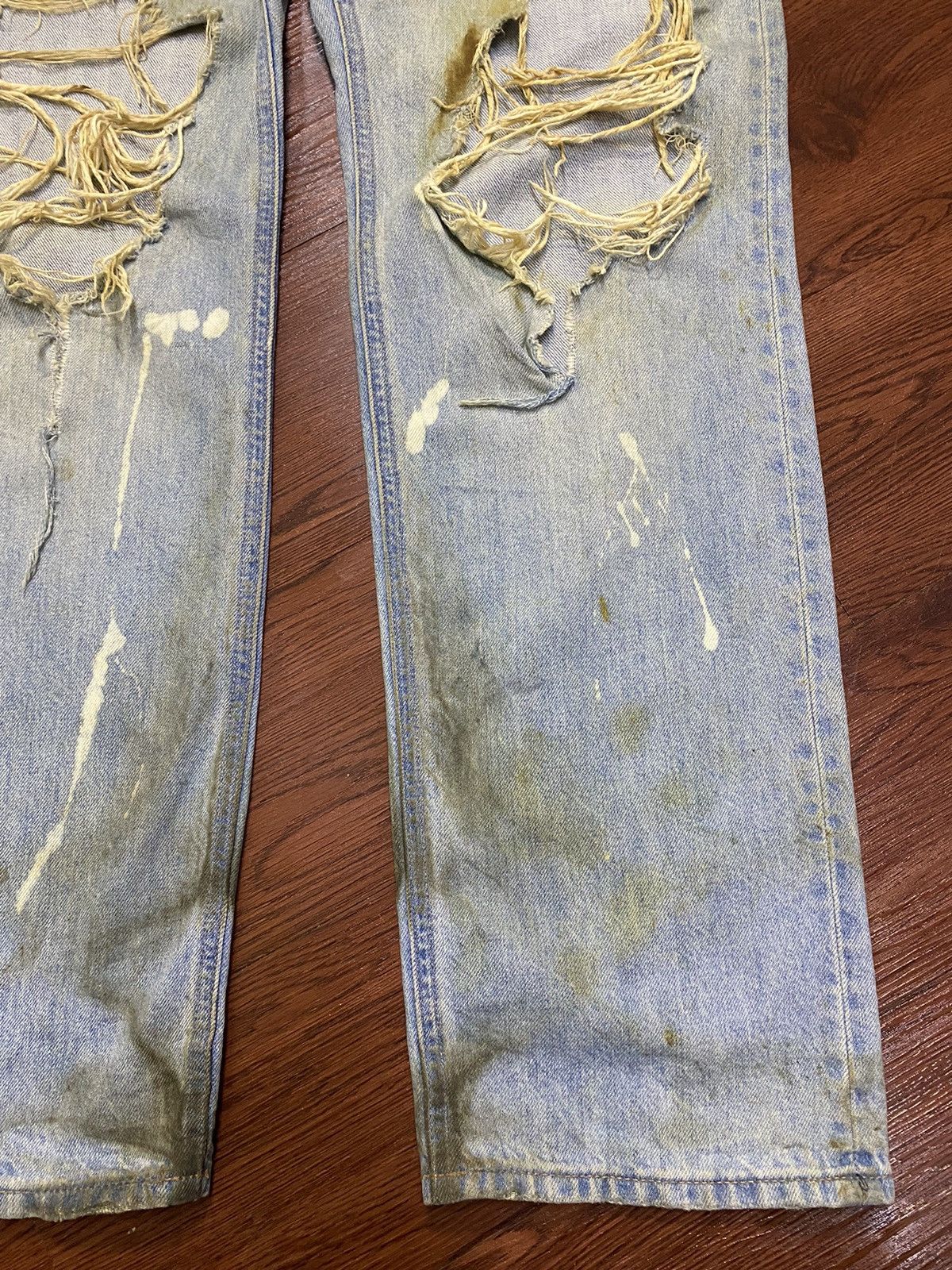 Japanese Brand Vintage Uniqlo Acid Wash Ripped Loose Jeans Size US 30 / EU 46 - 8 Thumbnail
