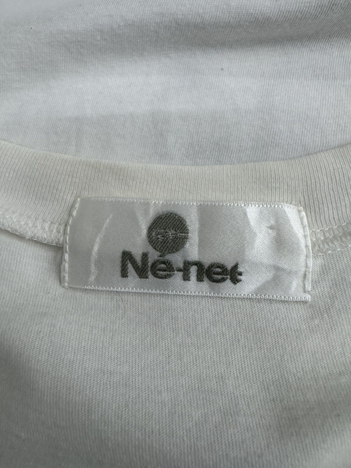 Ne-Net Ne-net by Issey Miyake T-shirt of a cat holding a surfboard Size US M / EU 48-50 / 2 - 9 Thumbnail