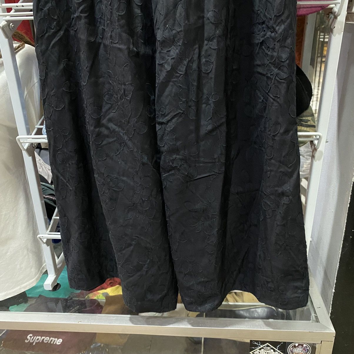 Japanese Brand INTERLINEAIRE MASATSUGU MIYAMOTO ARCHIVE Jacquard Floral Size 26" / US 2 / IT 38 - 4 Thumbnail