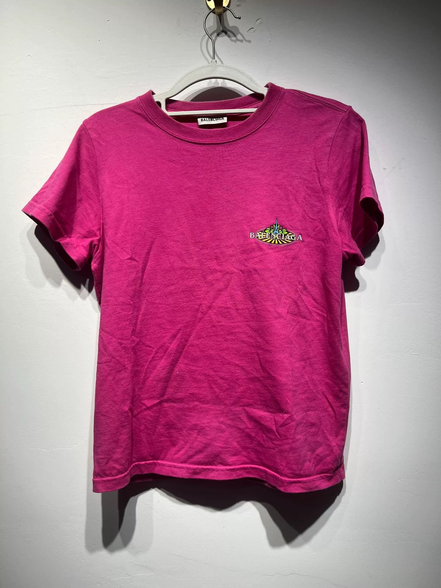 Balenciaga Balenciaga Pink T-Shirt M Women Size M / US 6-8 / IT 42-44 - 1 Thumbnail