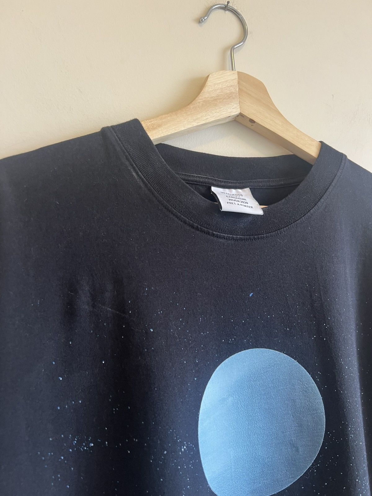 Vetements AW20 “Uranus” Planet Jersey Tee Plant Aquarius Denma Size US L / EU 52-54 / 3 - 3 Thumbnail