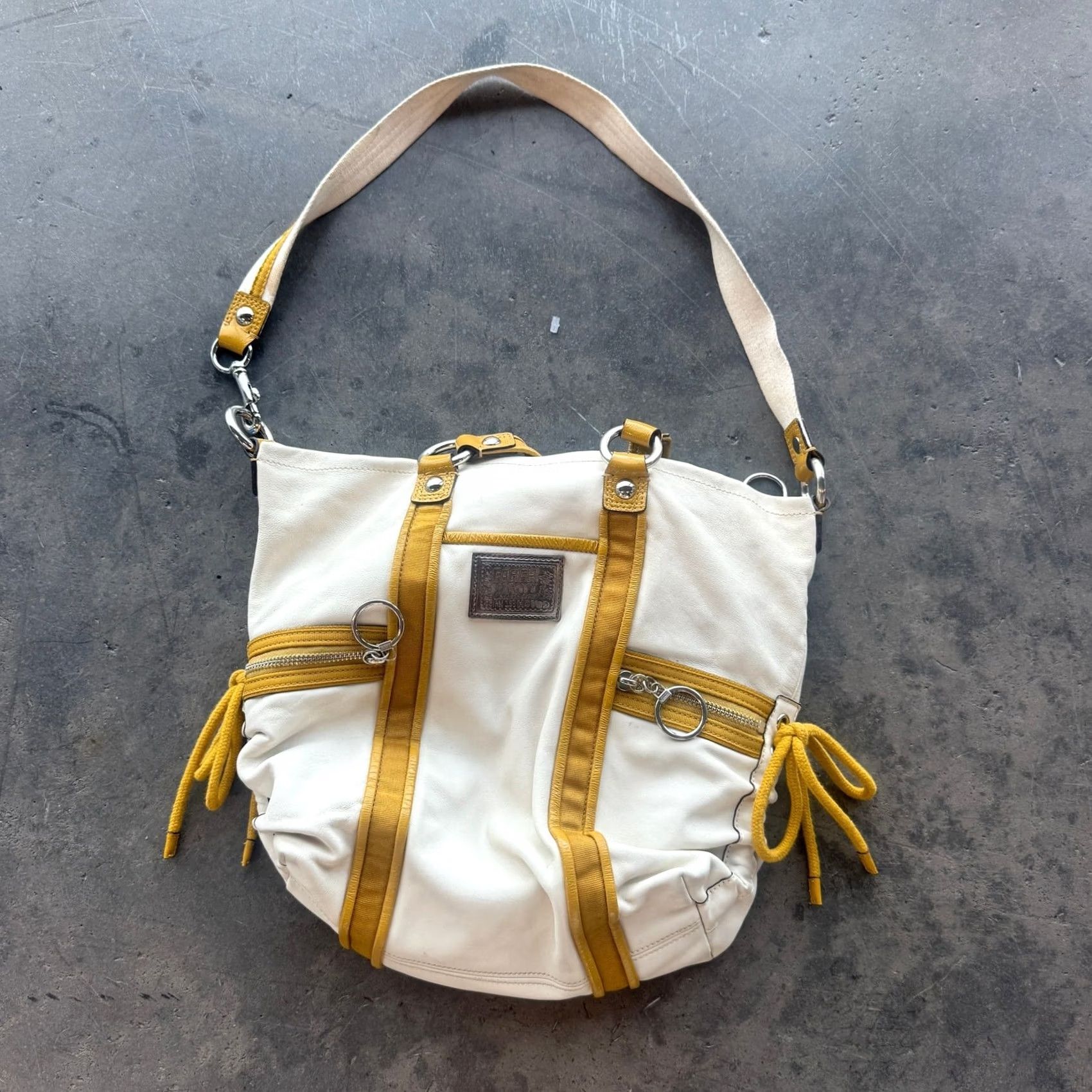 Coach VINTAGE Coach Poppy Spotlight Shoulder Bag Crossbody Womens White Yellow Leather Msrp 400 Size ONE SIZE - 2 Thumbnail