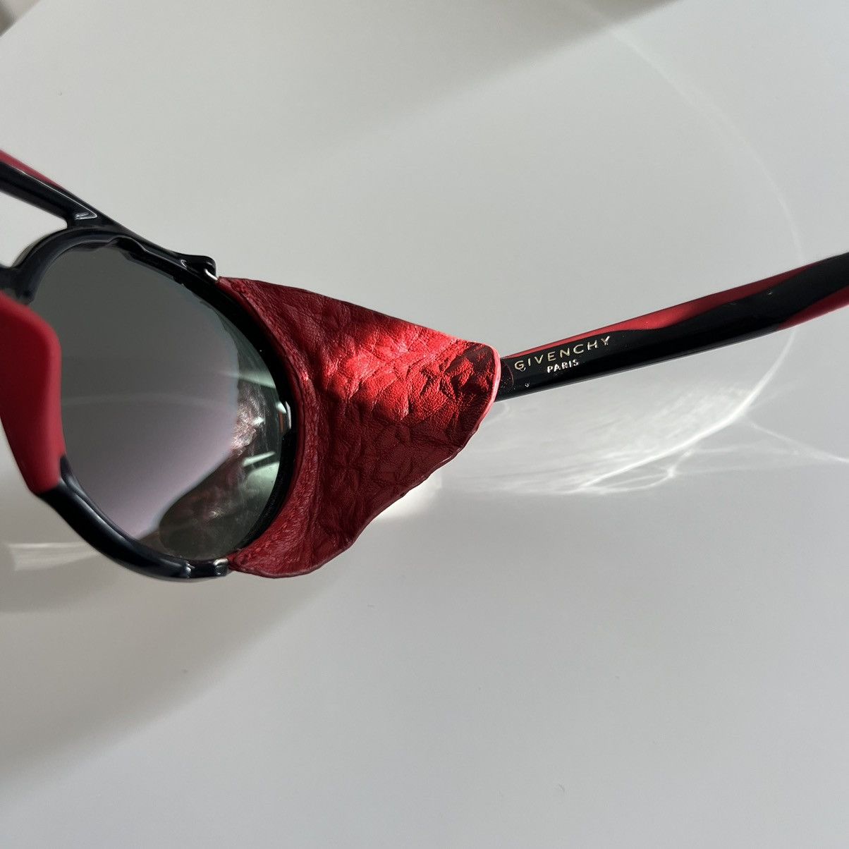 Givenchy Givenchy Leather Sunglasses Size ONE SIZE - 9 Thumbnail
