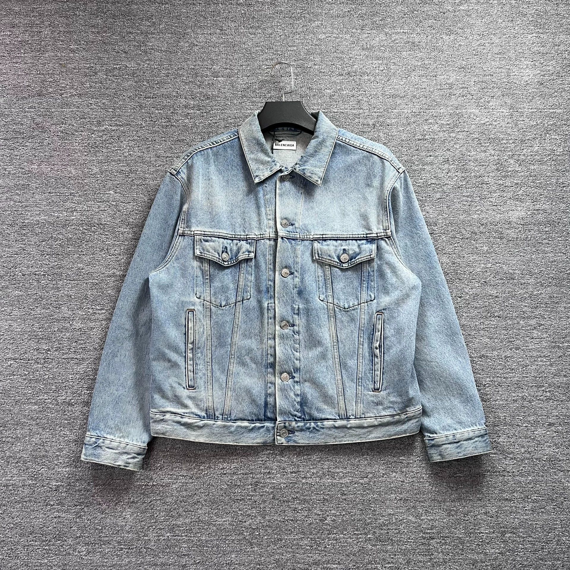 Balenciaga Balenciaga denim jacket with diamond logo on the back Size US XS / EU 42 / 0 - 1 Thumbnail