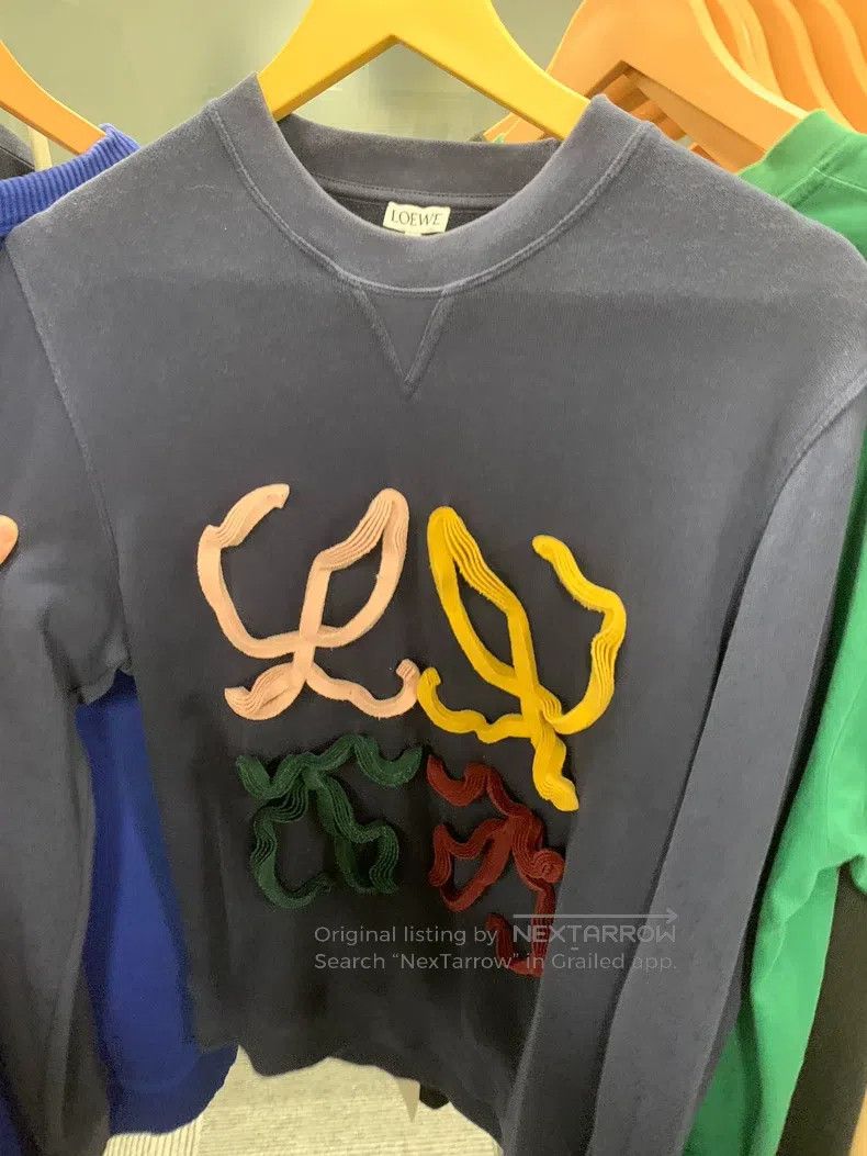Loewe Loewe Three-dimensional chest Size S / US 4 / IT 40 - 1 Thumbnail