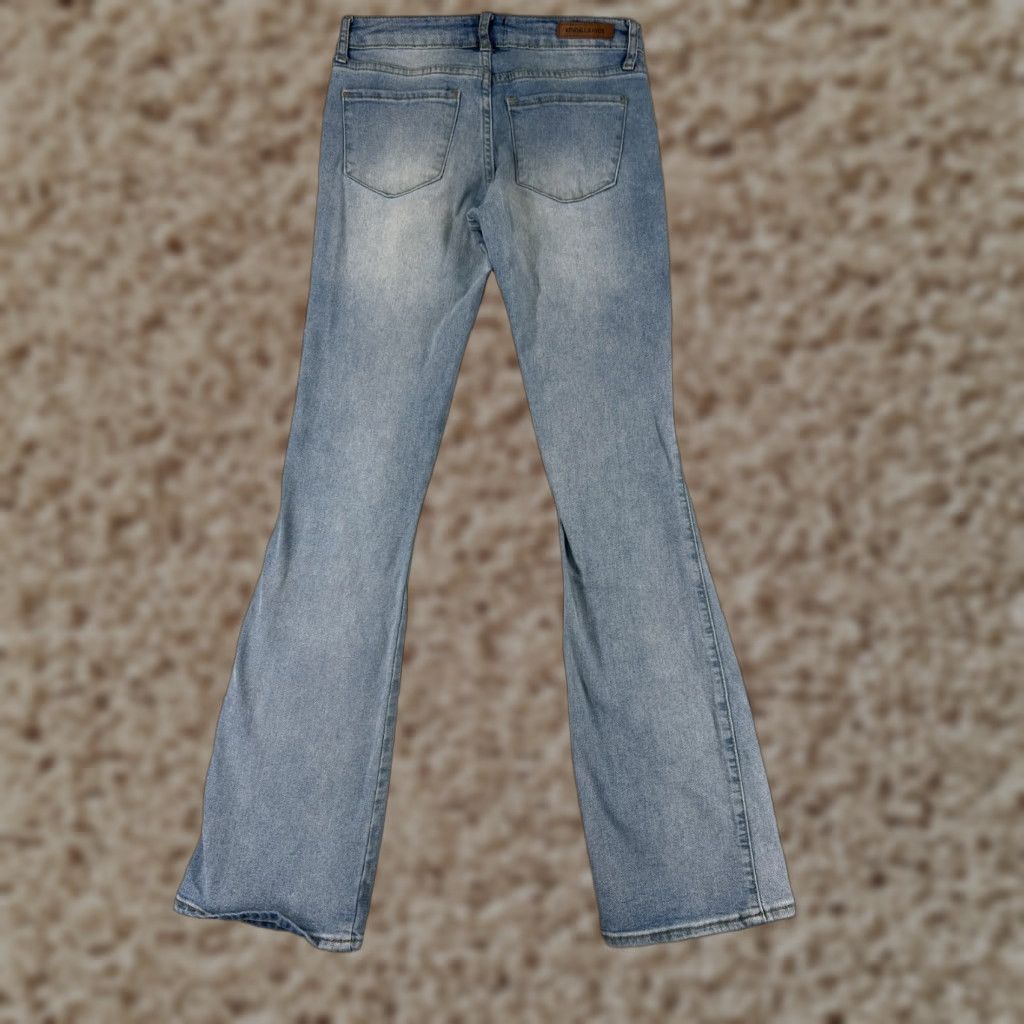 Vintage Kendall And Kylie Jeans Womens Bootcut 1 Light Blue Denim Low Rise 30 Inseam 5-Pocket Design Size 25" / US 0 / IT 36 - 1 Thumbnail